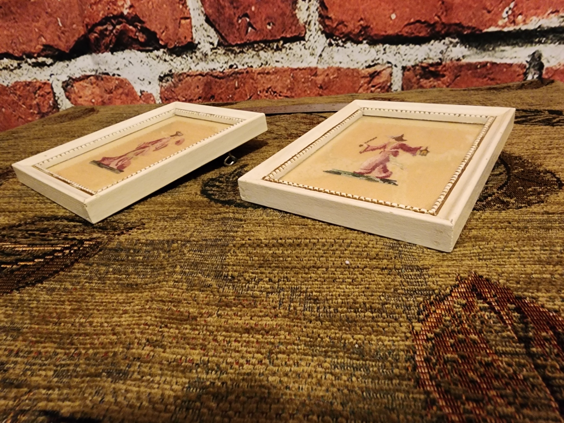 Two small framed cross-stitch pictures - image 3 of 6