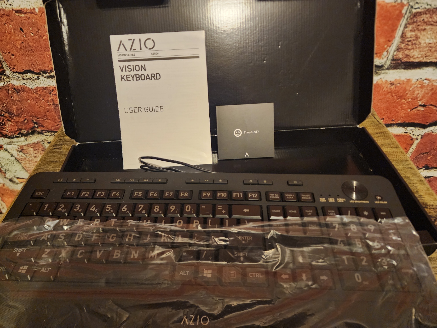 ( New )AZIO Vision Large Font Keyboard - image 3 of 8