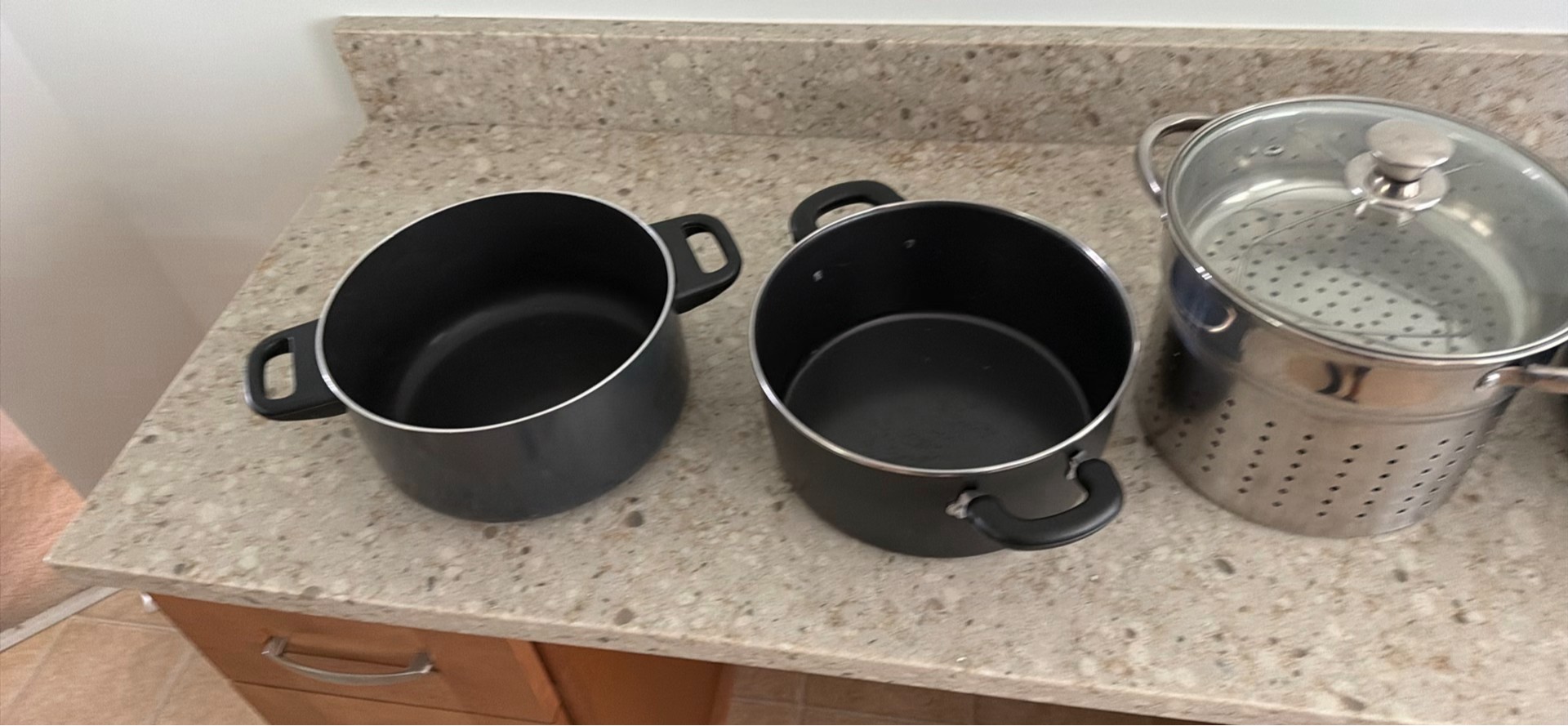 Assorted Cooking Pots and Steamer Pot - image 3 of 3