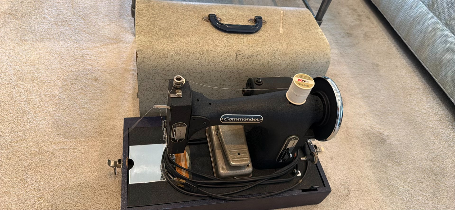Commander Sewing Machine with Foot Pedal and Case - image 2 of 3