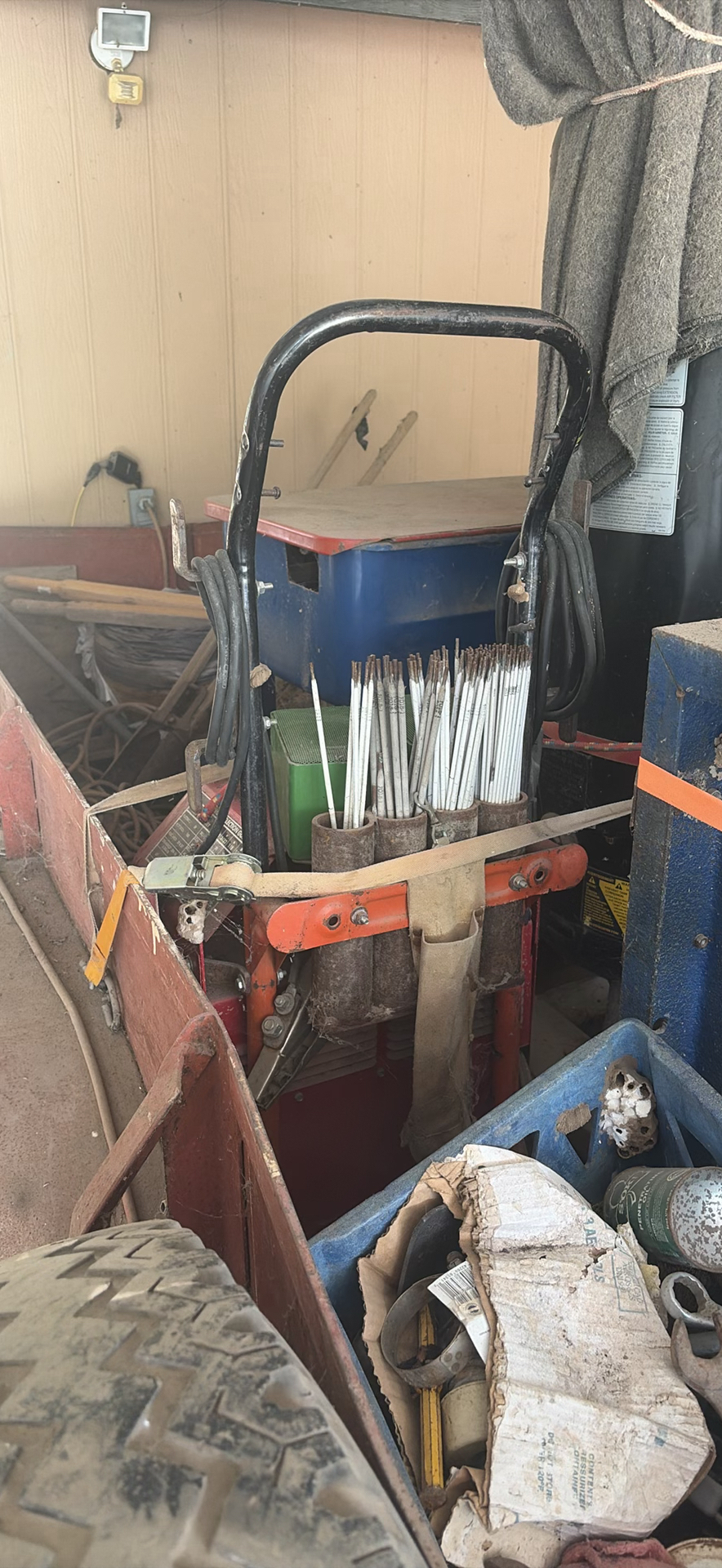 Converted twin axle horse trailer with welding equipment and tools - image 9 of 24