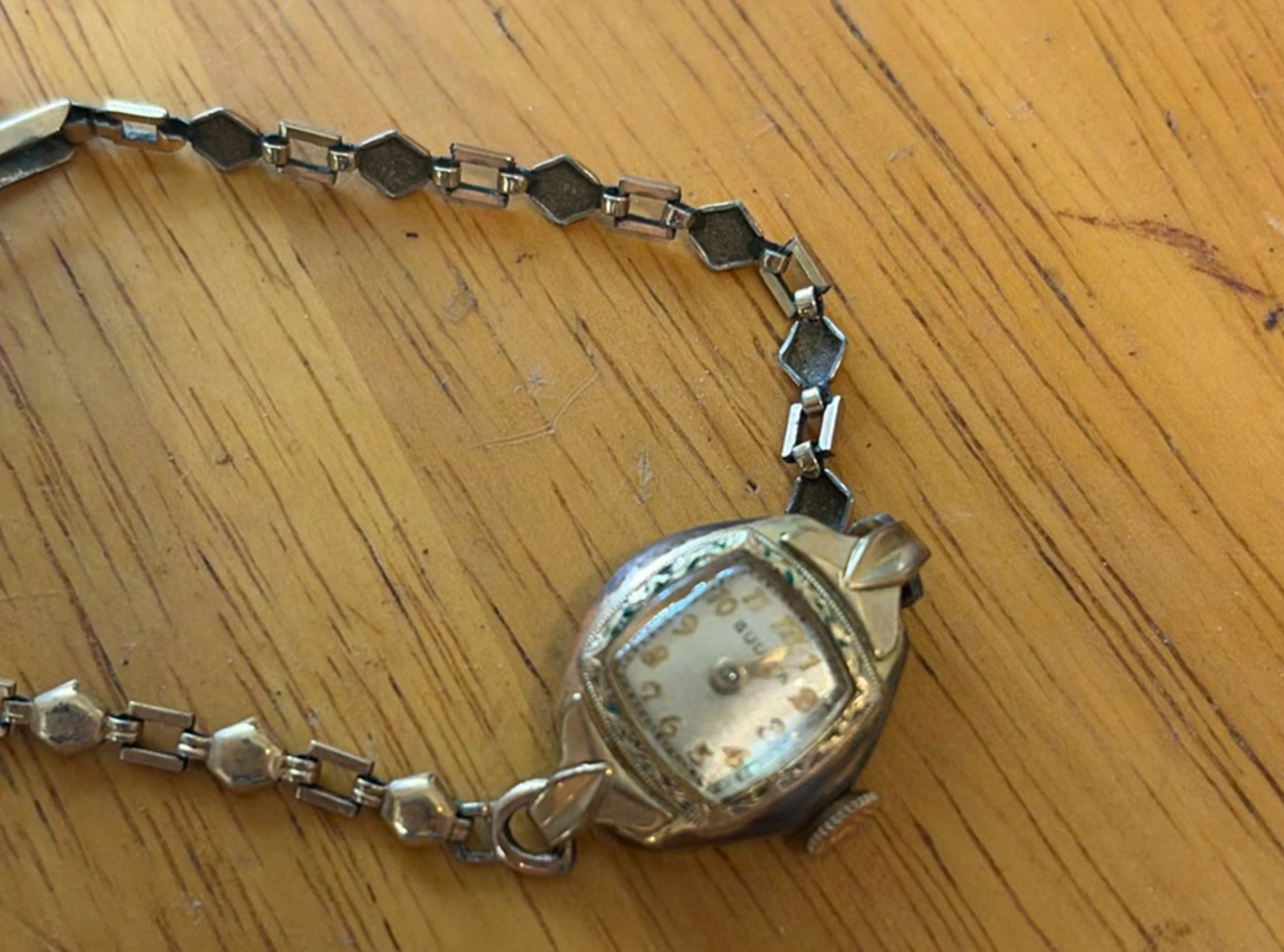 Vintage silver-toned ladies' wristwatch with bracelet - image 2 of 4