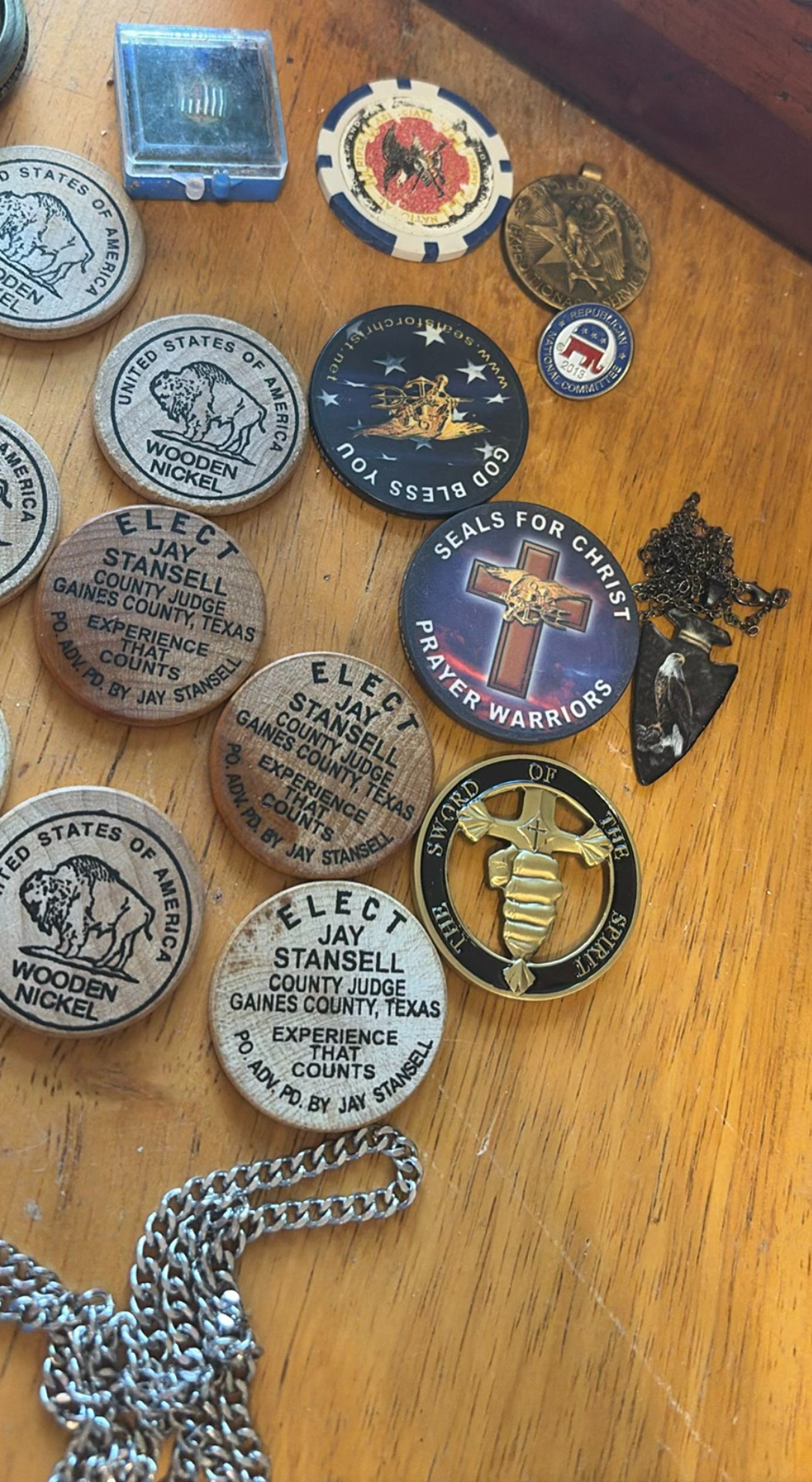 Assorted medals, tokens, and jewelry - image 8 of 9