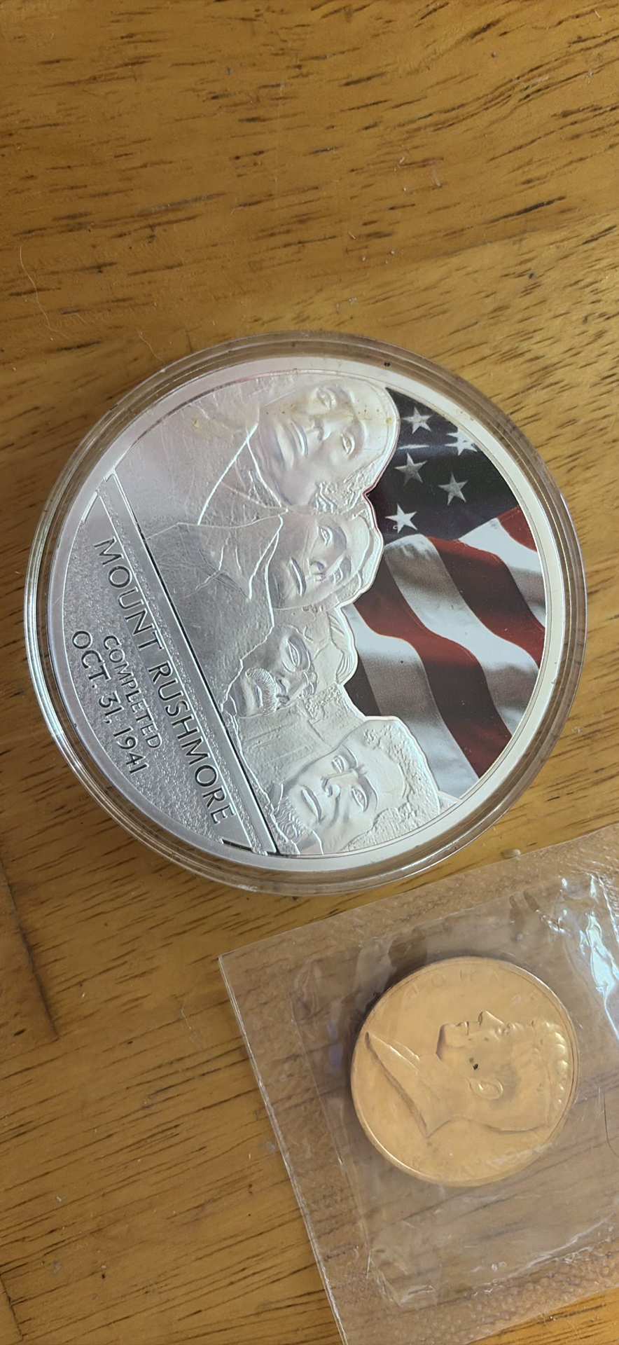 Mount Rushmore Commemorative Coin - image 2 of 5
