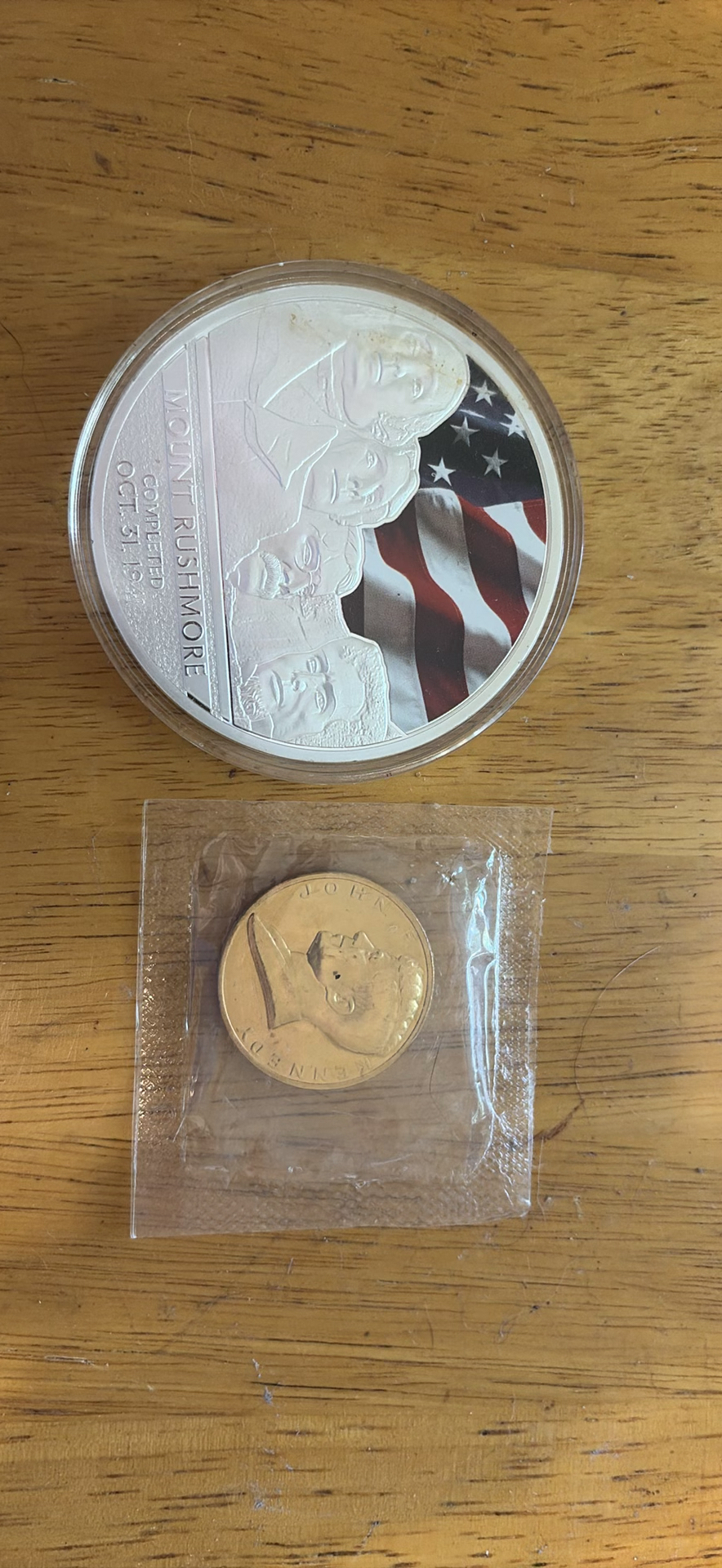 Mount Rushmore Commemorative Coin - image 1 of 5