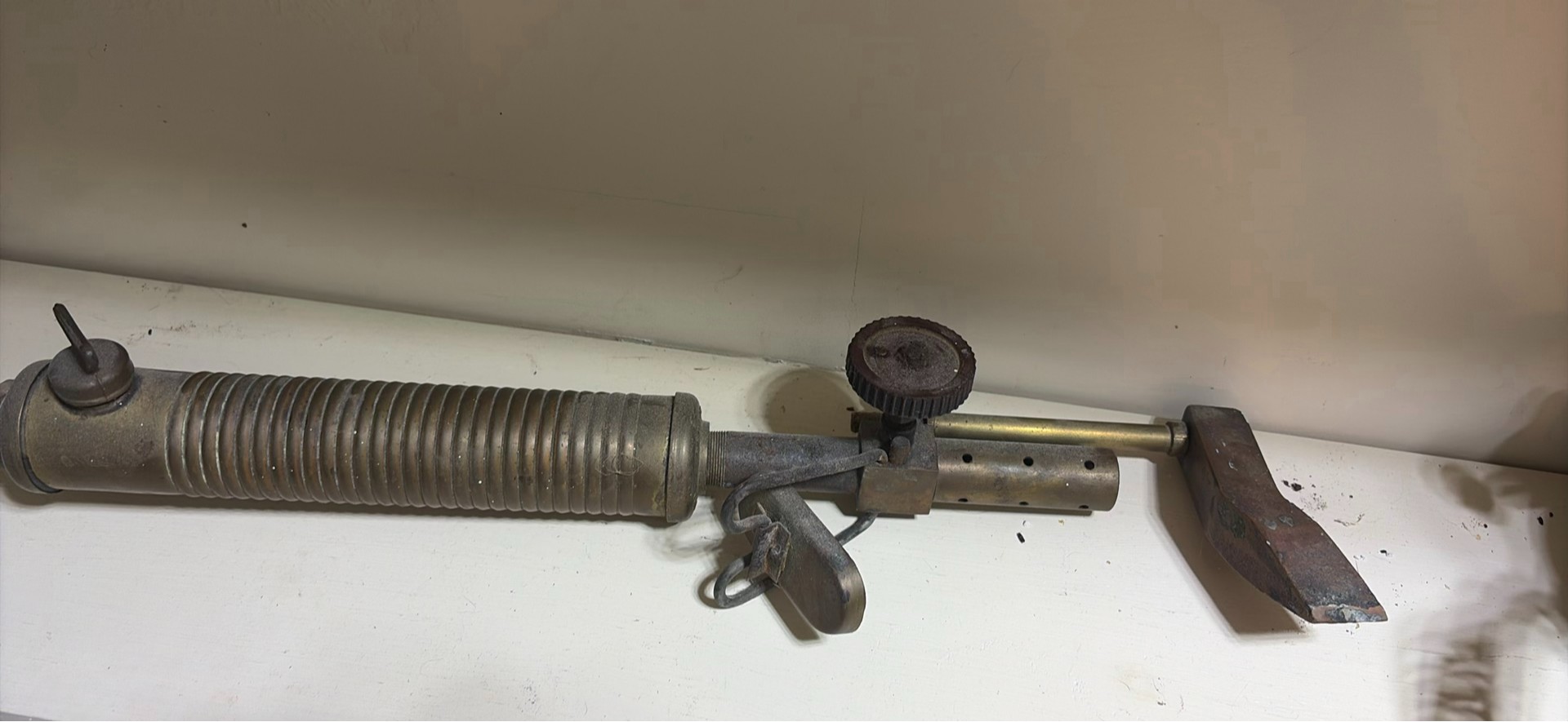 Antique blowtorches and torch accessories - image 4 of 12