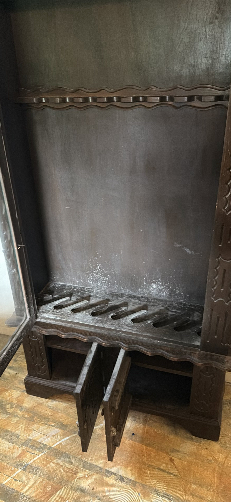 Carved dark wood display Gun cabinet with glass door - image 6 of 11