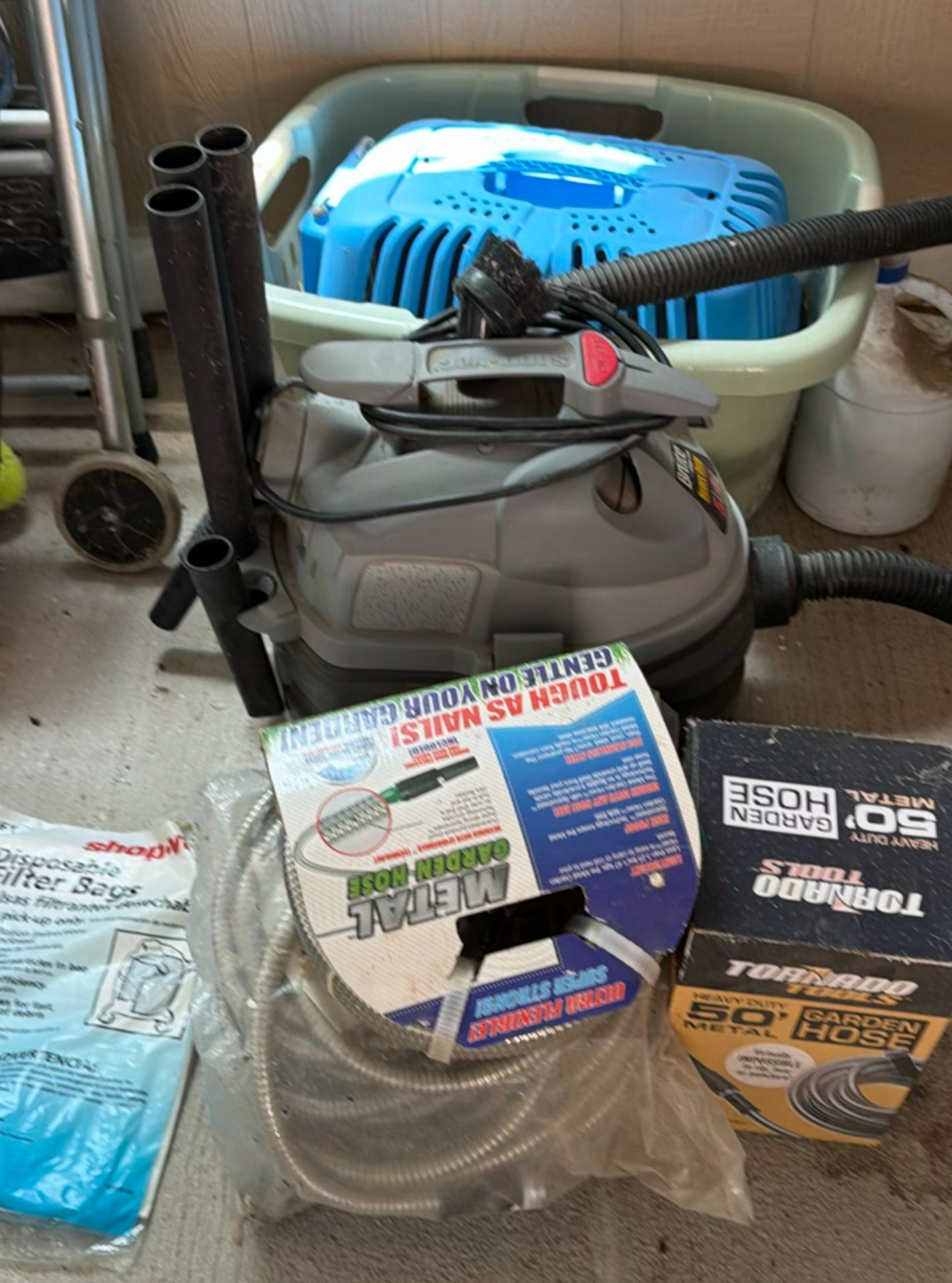 Wet-dry vacuum with hoses and garden hose accessories - image 1 of 6