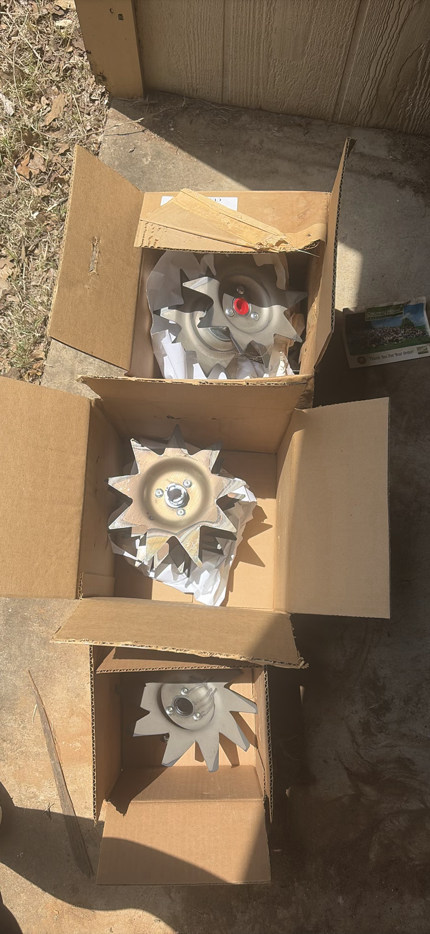 Star-shaped metal impeller wheels in boxes - image 6 of 6