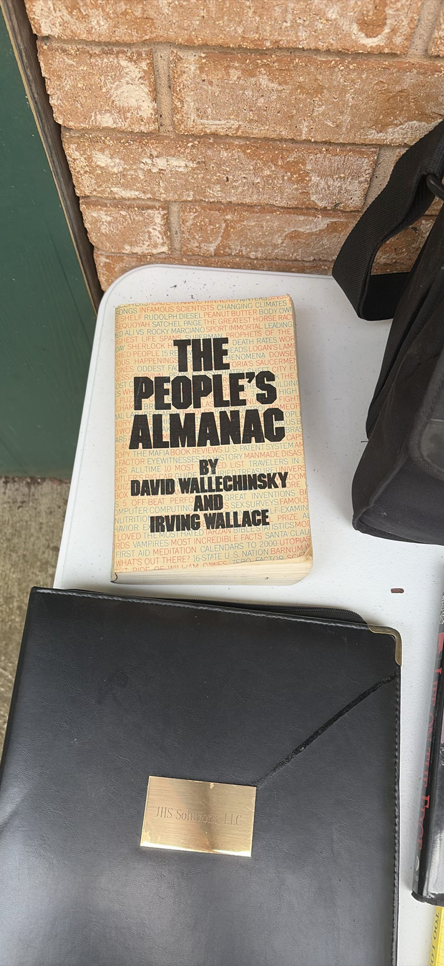 Assorted Books and Related Accessories - image 3 of 10