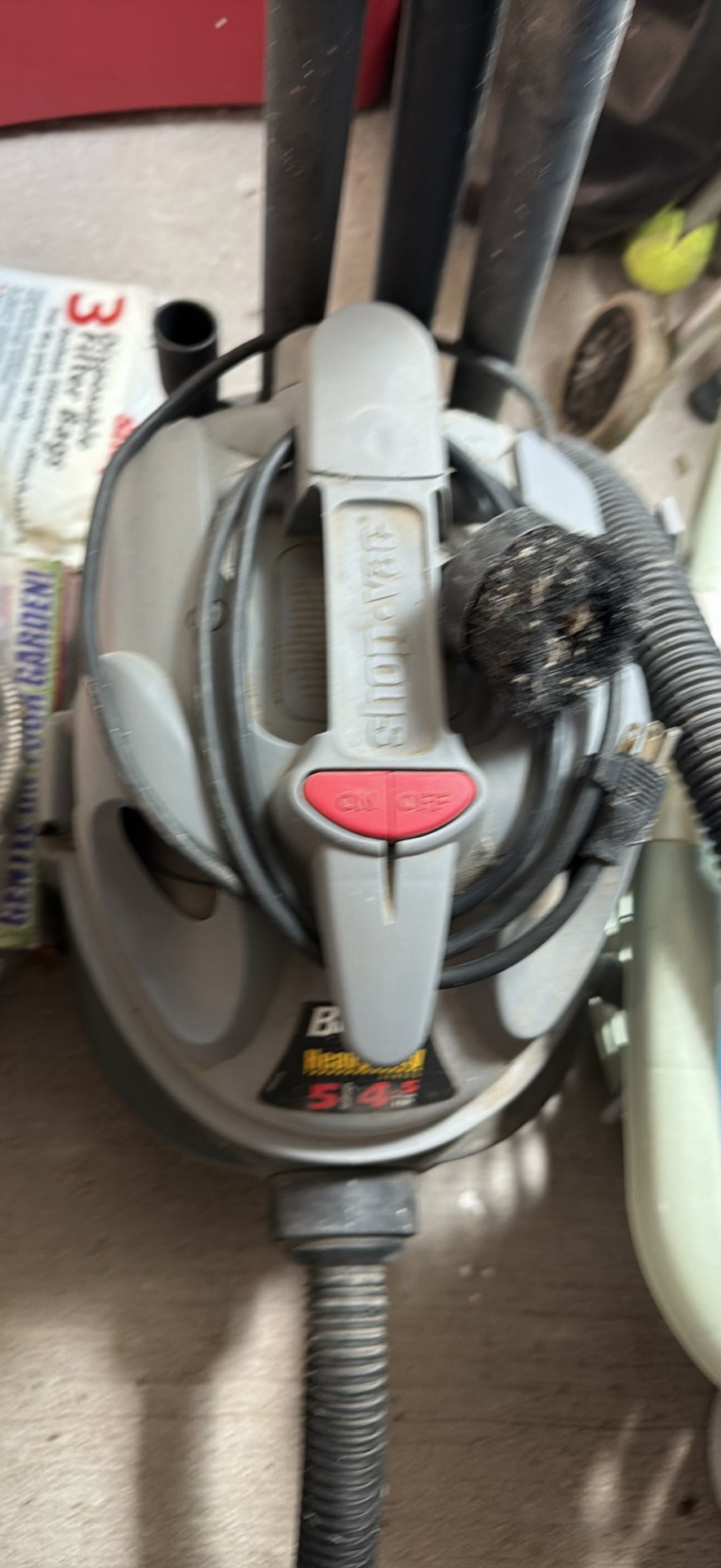 Wet-dry vacuum with hoses and garden hose accessories - image 2 of 6