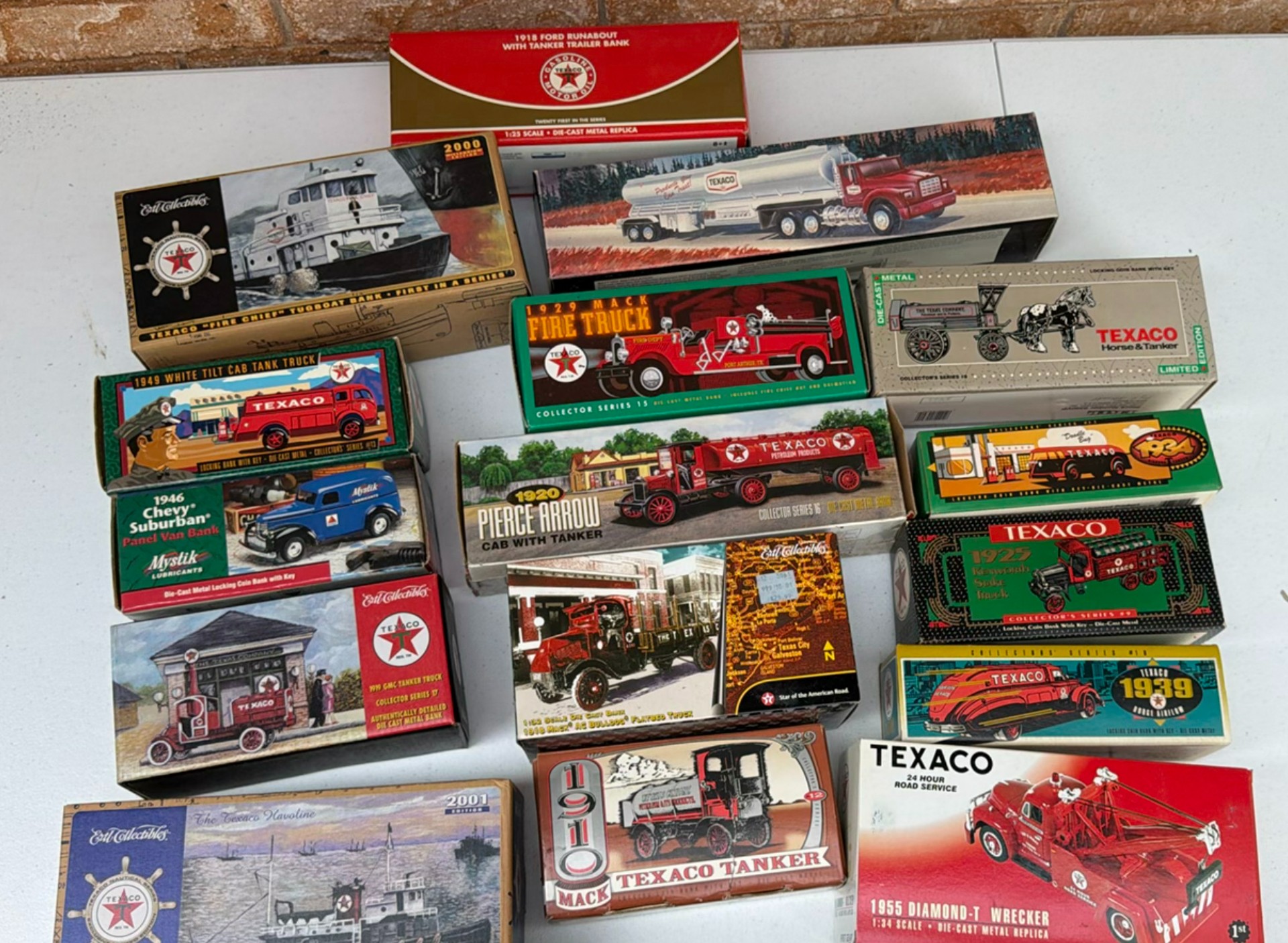 Texaco Die-Cast Collectible Banks and Trucks - image 1 of 15