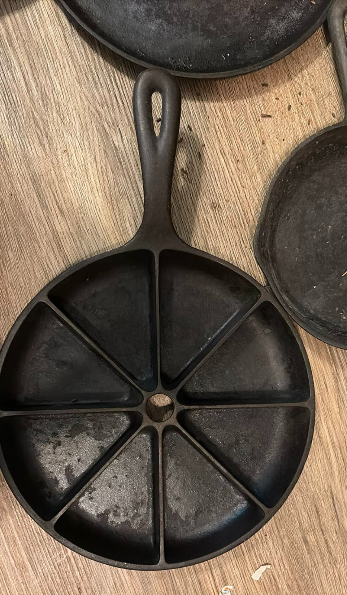 Cast iron cookware collection (dutch oven, segmented skillet, and ribbed grill pans) - image 3 of 6
