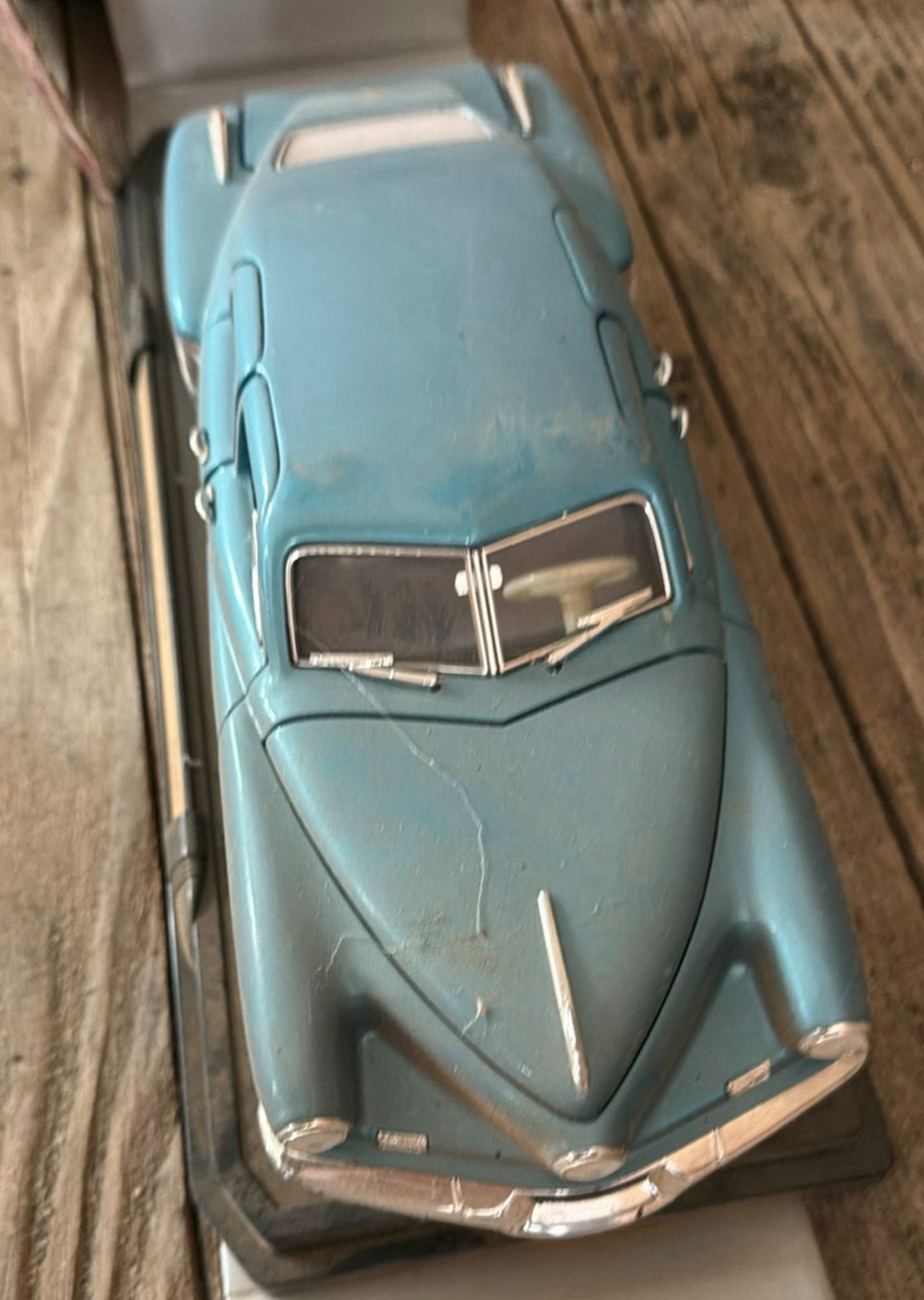 Diecast car models collection: 1948 Tucker and Cadillac Eldorado Biarritz - image 4 of 9