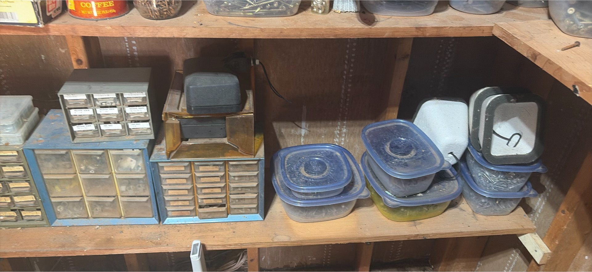Garage workshop with power tools and hardware storage - image 5 of 18