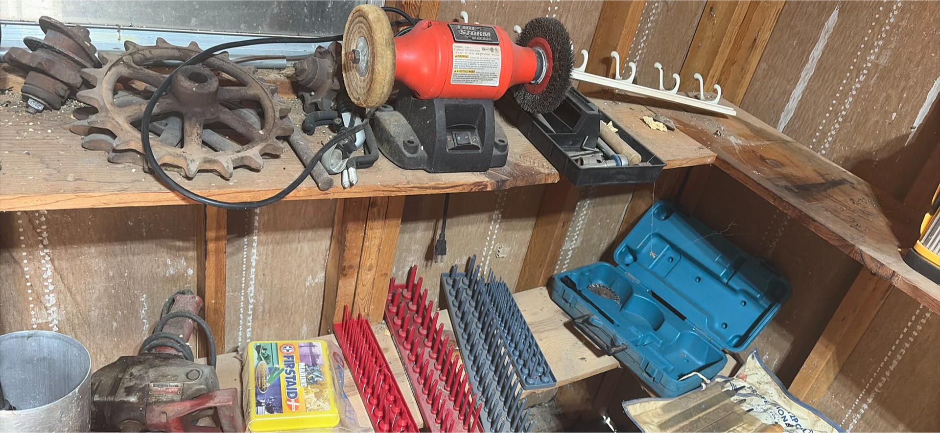 Garage workshop with power tools and hardware storage - image 11 of 18