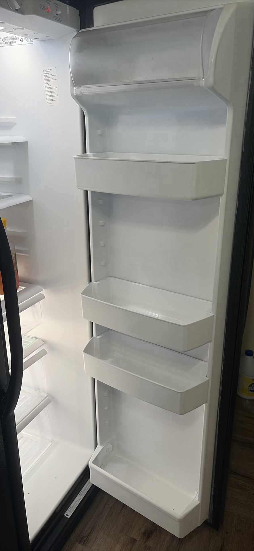 Whirlpool side-by-side refrigerator with ice and water dispenser - image 5 of 9