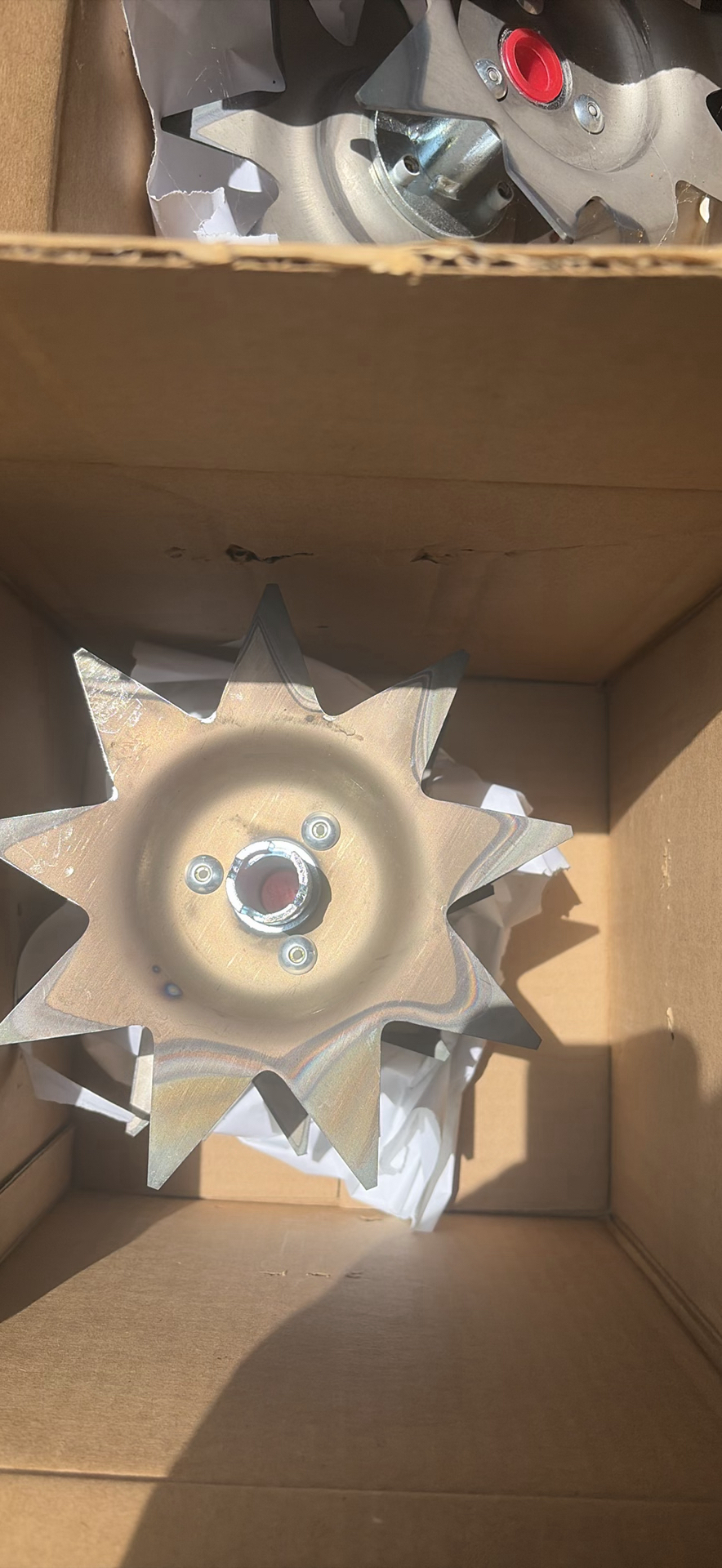 Star-shaped metal impeller wheels in boxes - image 3 of 6