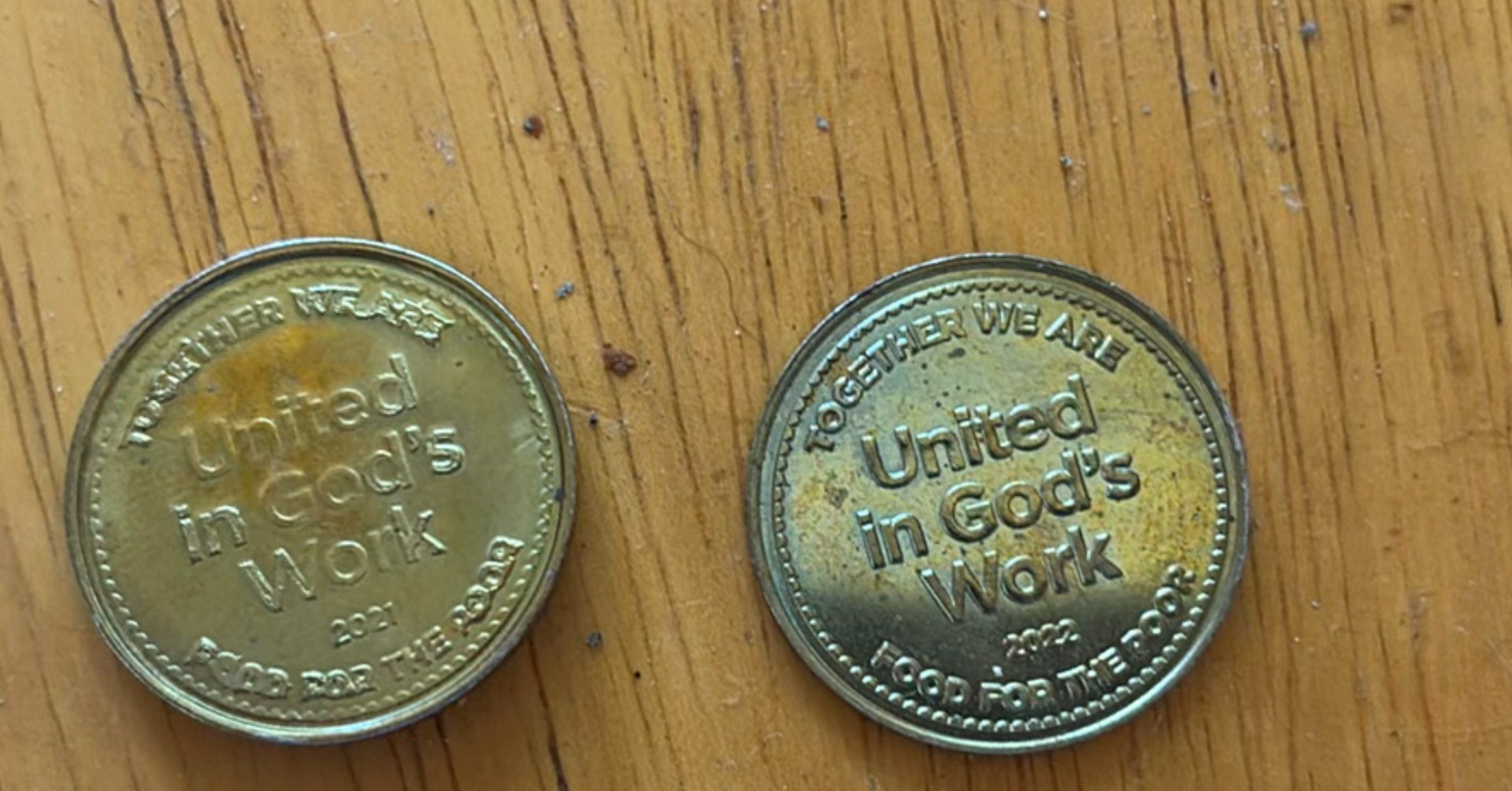 Assorted commemorative coins and medallions - image 7 of 9
