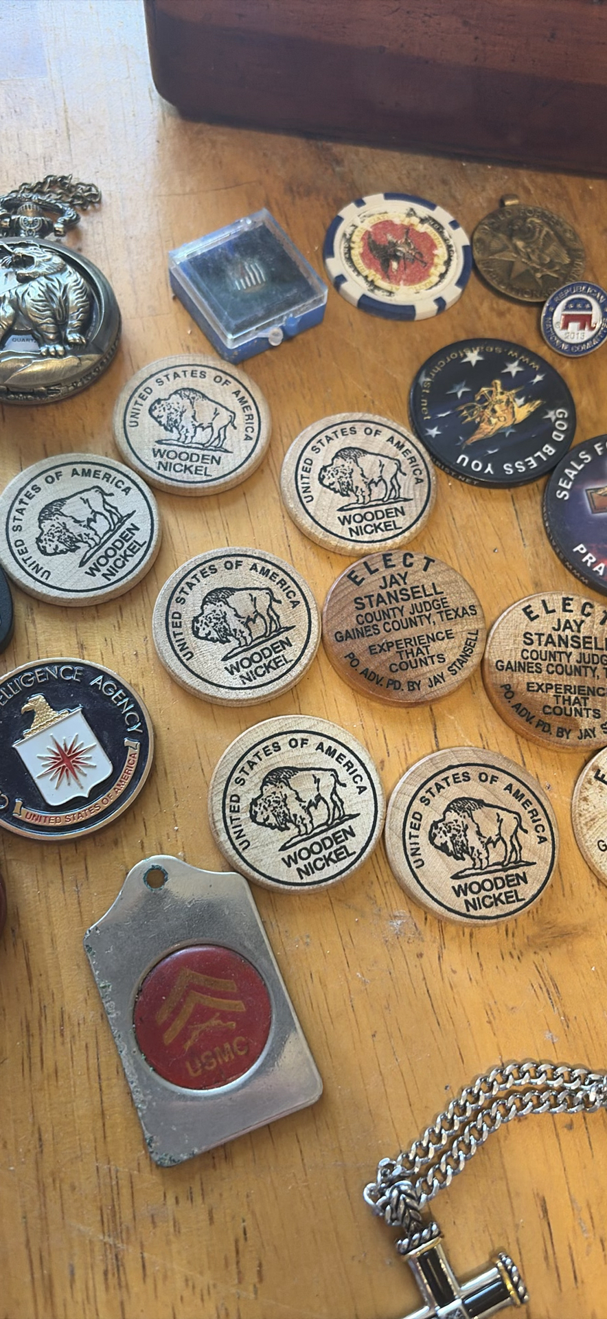 Assorted medals, tokens, and jewelry - image 6 of 9