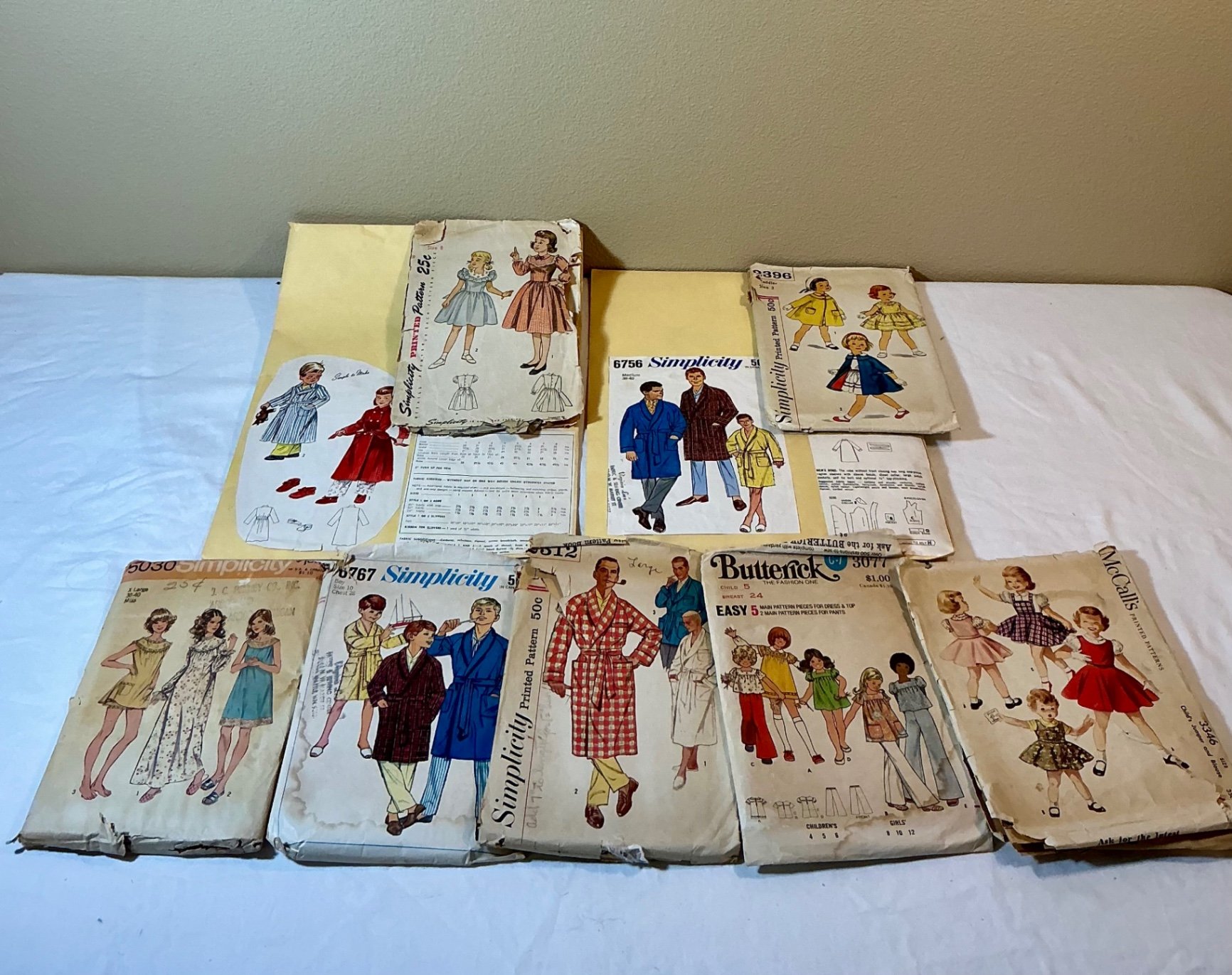 Arts and Crafts Supplies  - image 8 of 8