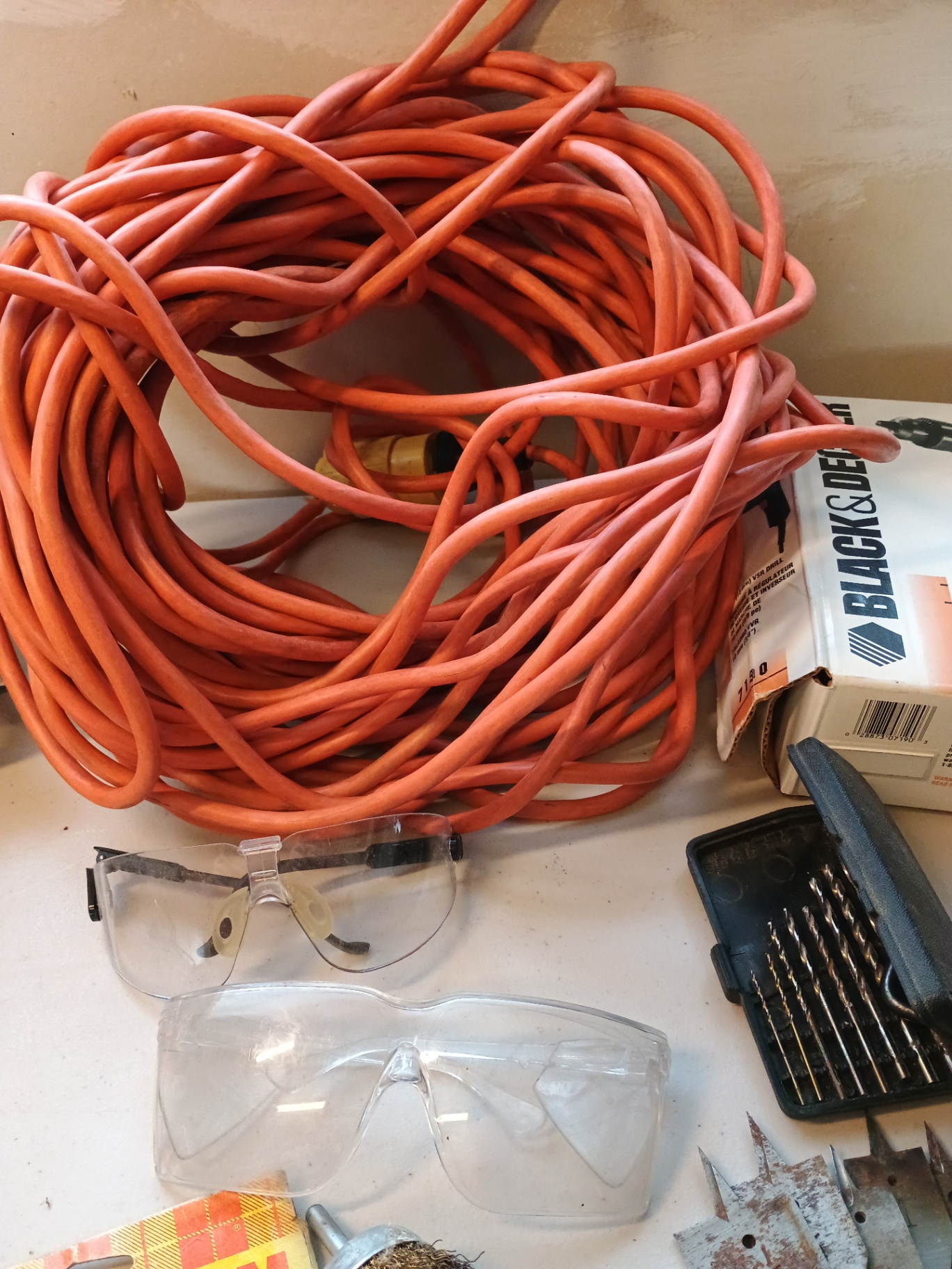 Assorted drill bits, tools, and accessories - image 4 of 6