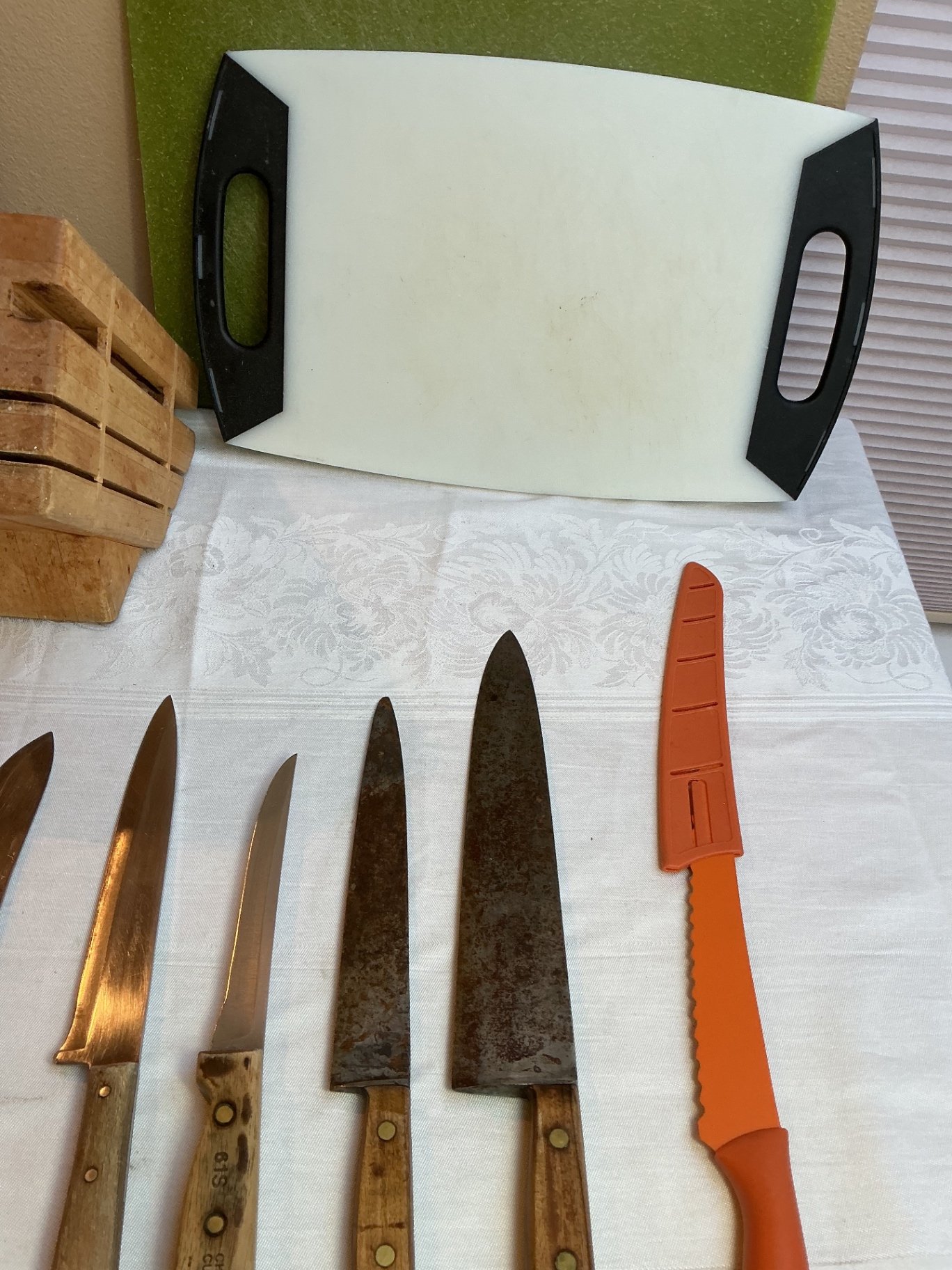 Cutlery and cutting boards - image 5 of 5