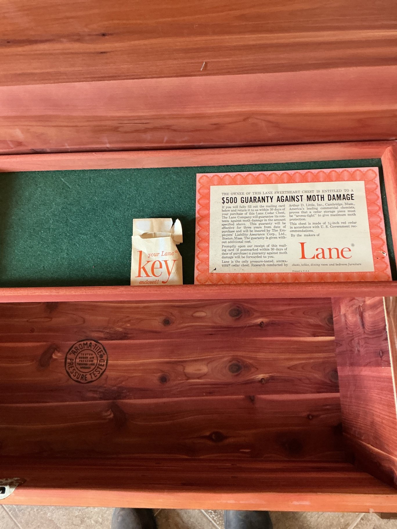 Vintage Lane Cedar Chest - image 3 of 4