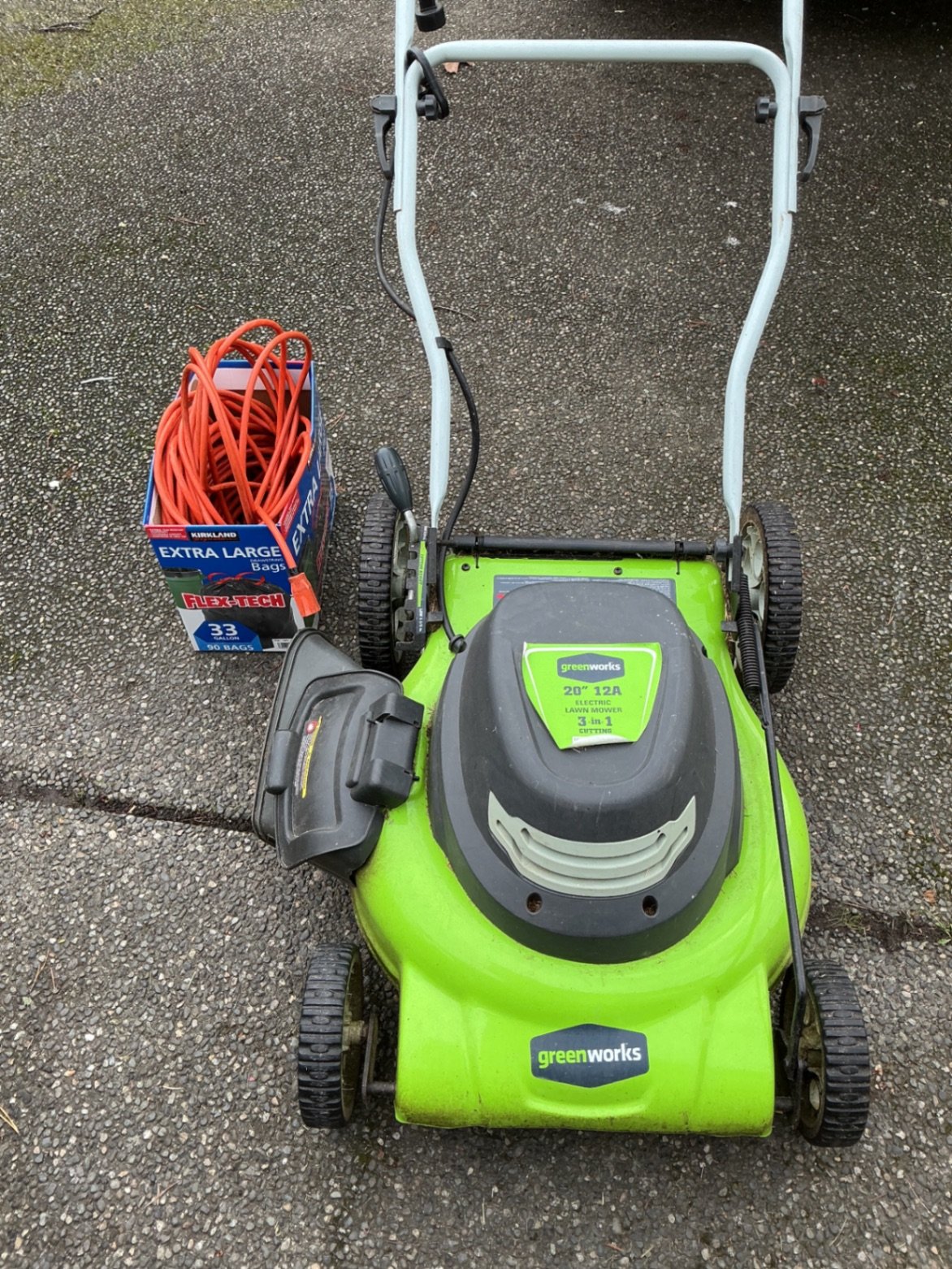 Green Works Lawn Mower,electric, long ext. cord - image 1 of 5