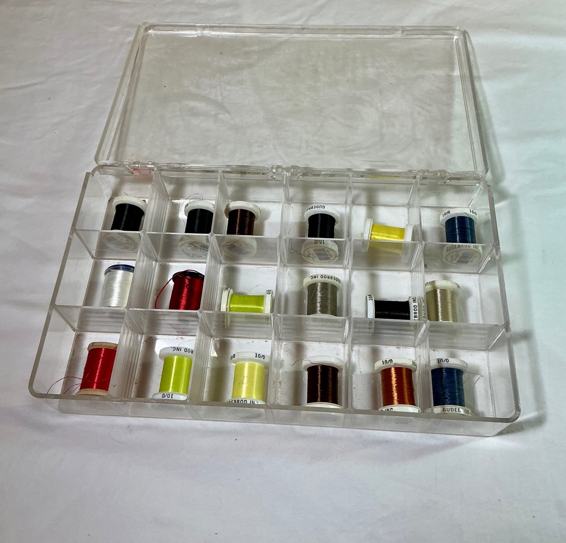 Fly Tying Tools, Materials and Guides - image 2 of 18