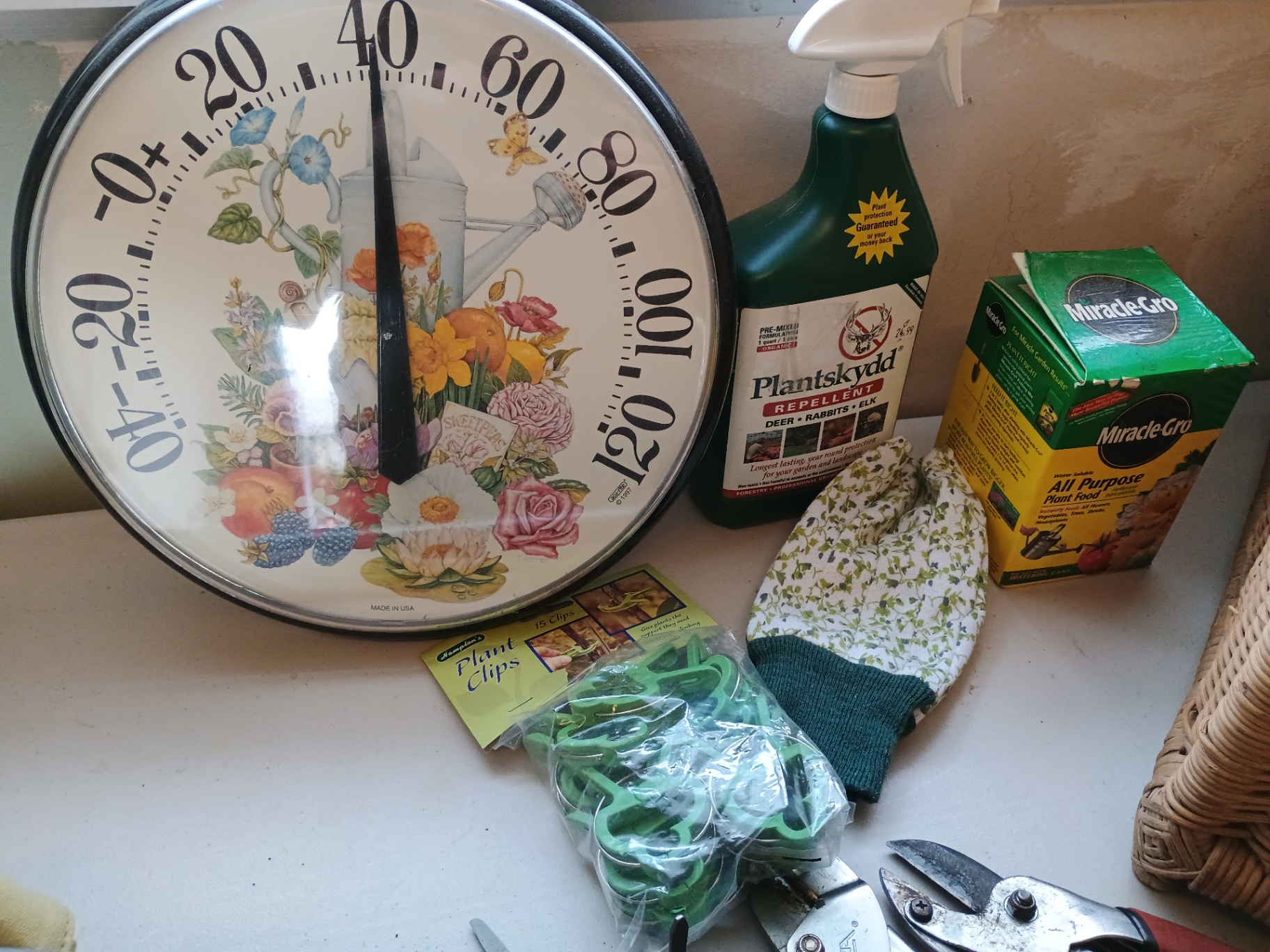 Assorted garden tools and supplies - image 7 of 8