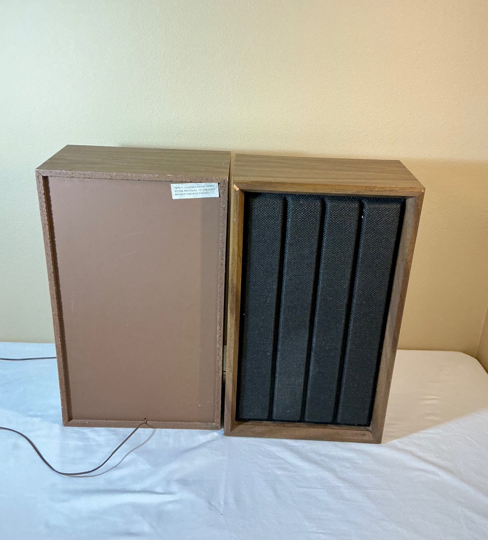 Sony 5.1 Surround sound speakers and more - image 2 of 8