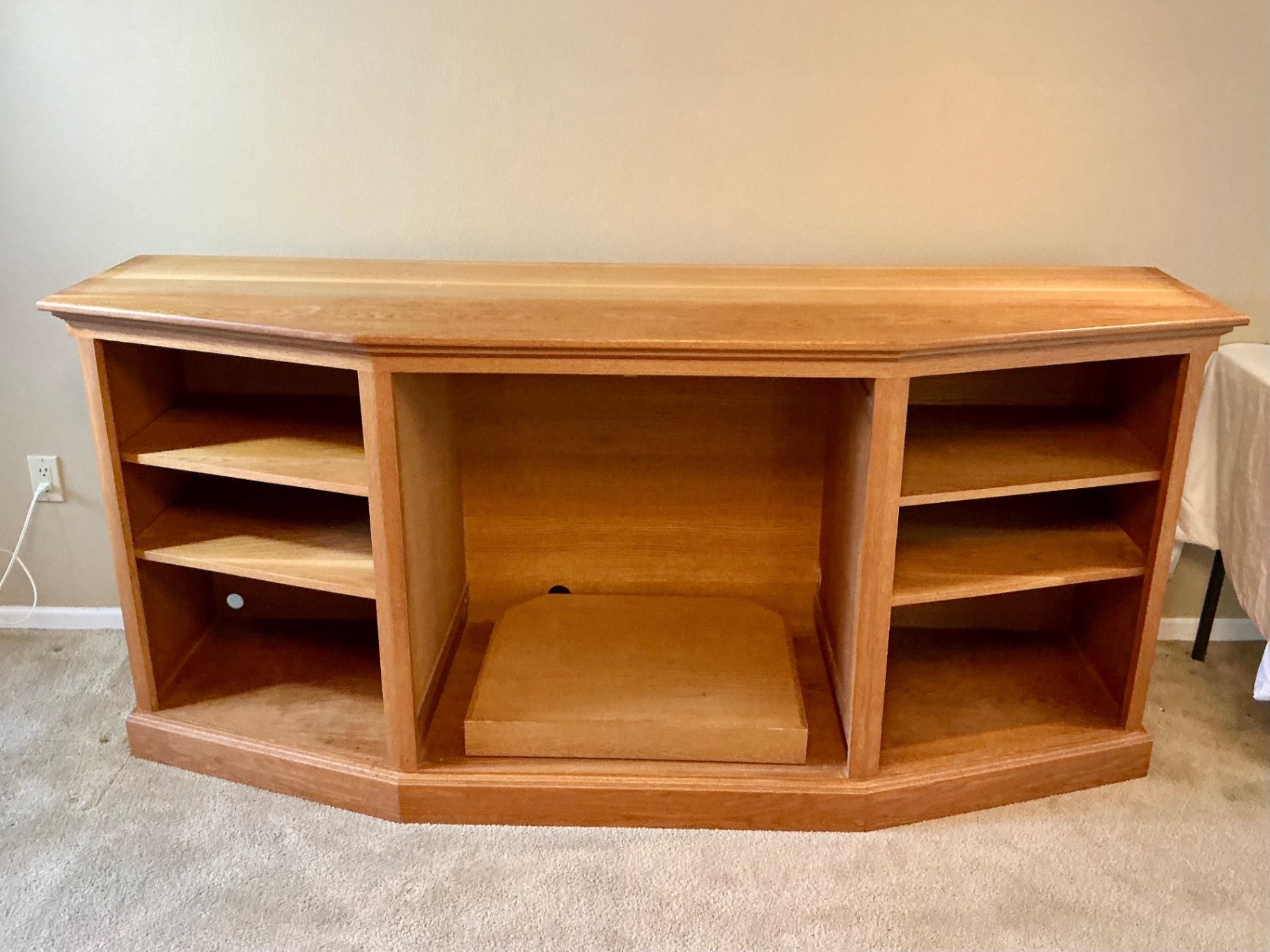 Oak curved-front cabinet - image 1 of 4