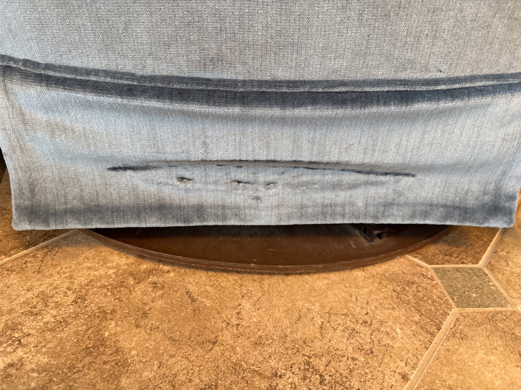 Pair of blue velvet tufted barrel armchairs, lamp & print - image 8 of 11