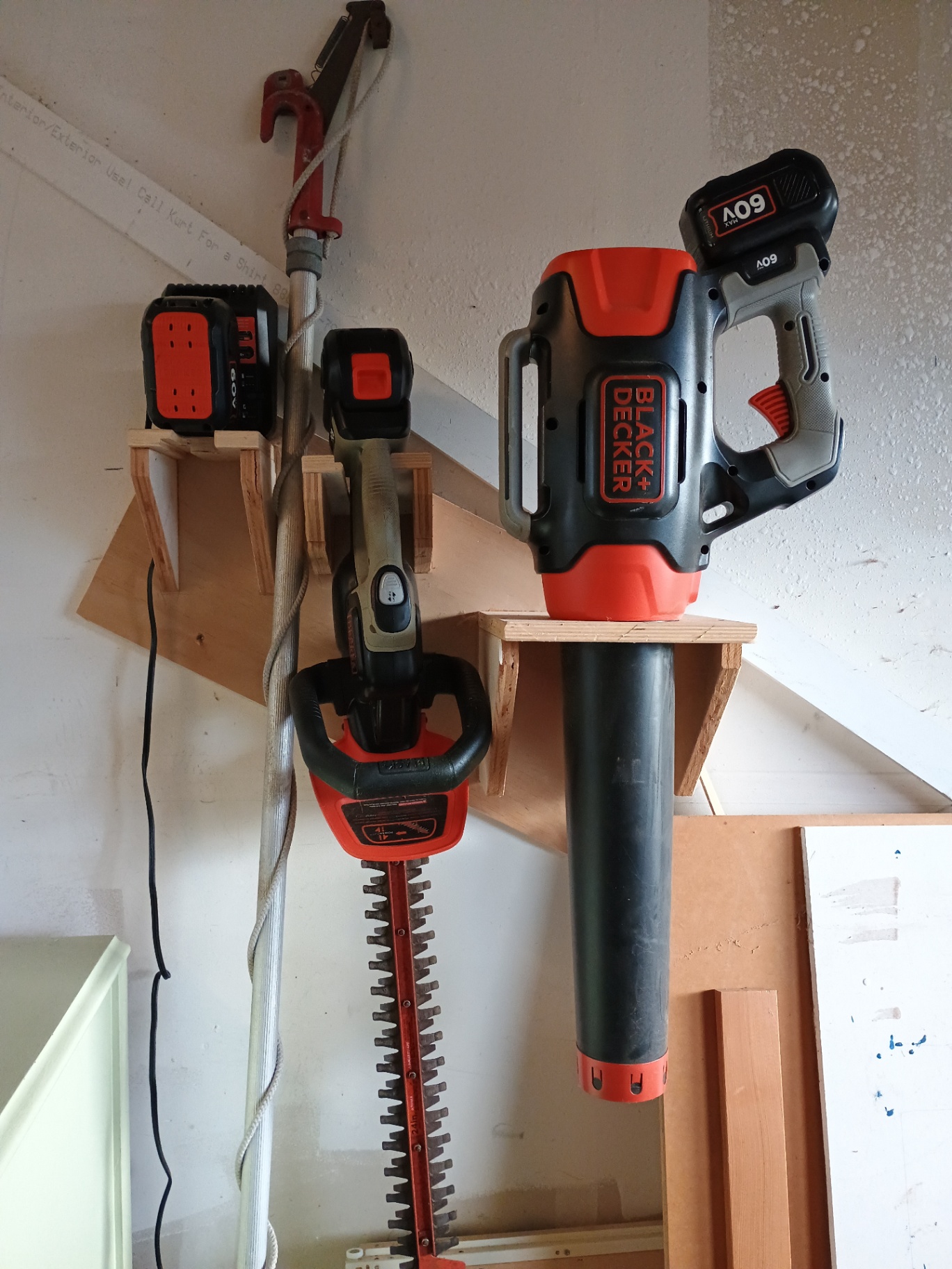 Black+Decker cordless yard tools and attachments - image 1 of 6