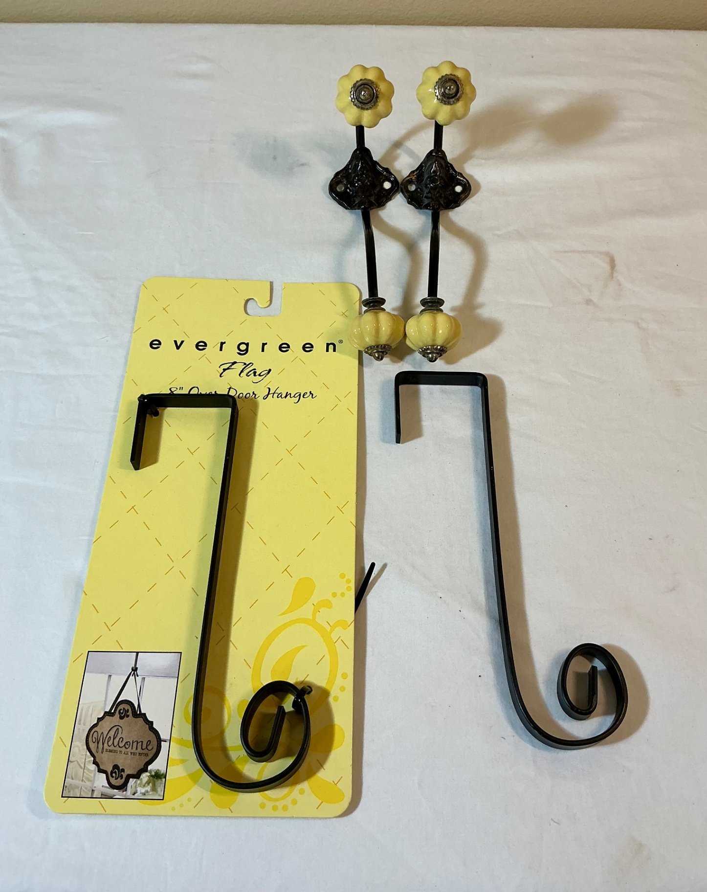 Assorted Rustic Decor - image 9 of 9