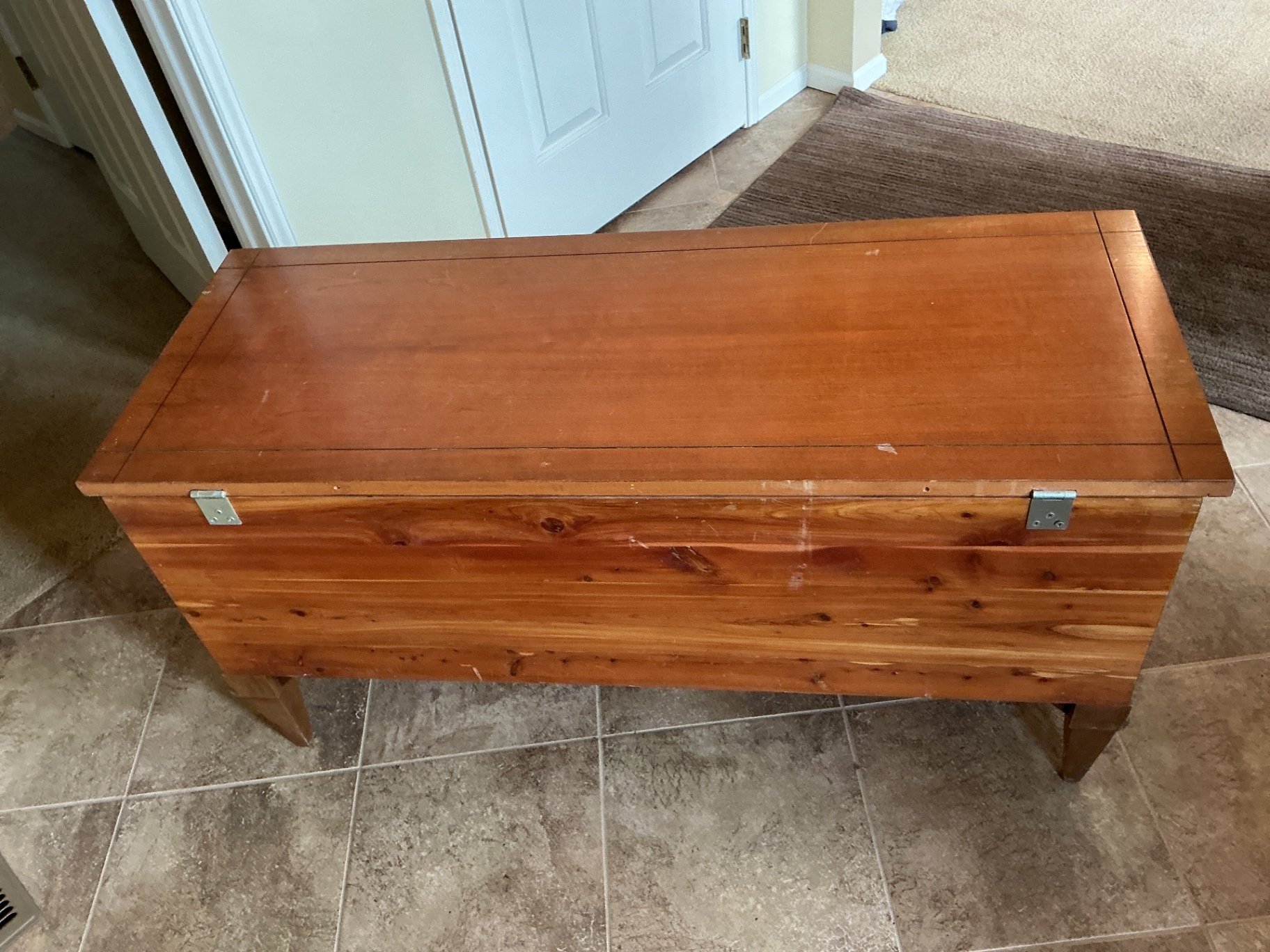 Vintage Lane Cedar Chest - image 4 of 4
