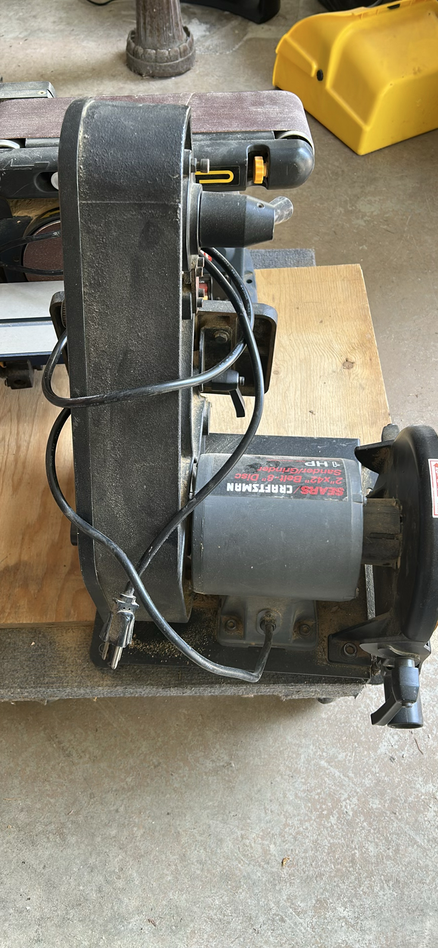 Craftsman 2” X 42” Belt 8” Disc Sander/ Grinder - image 2 of 6
