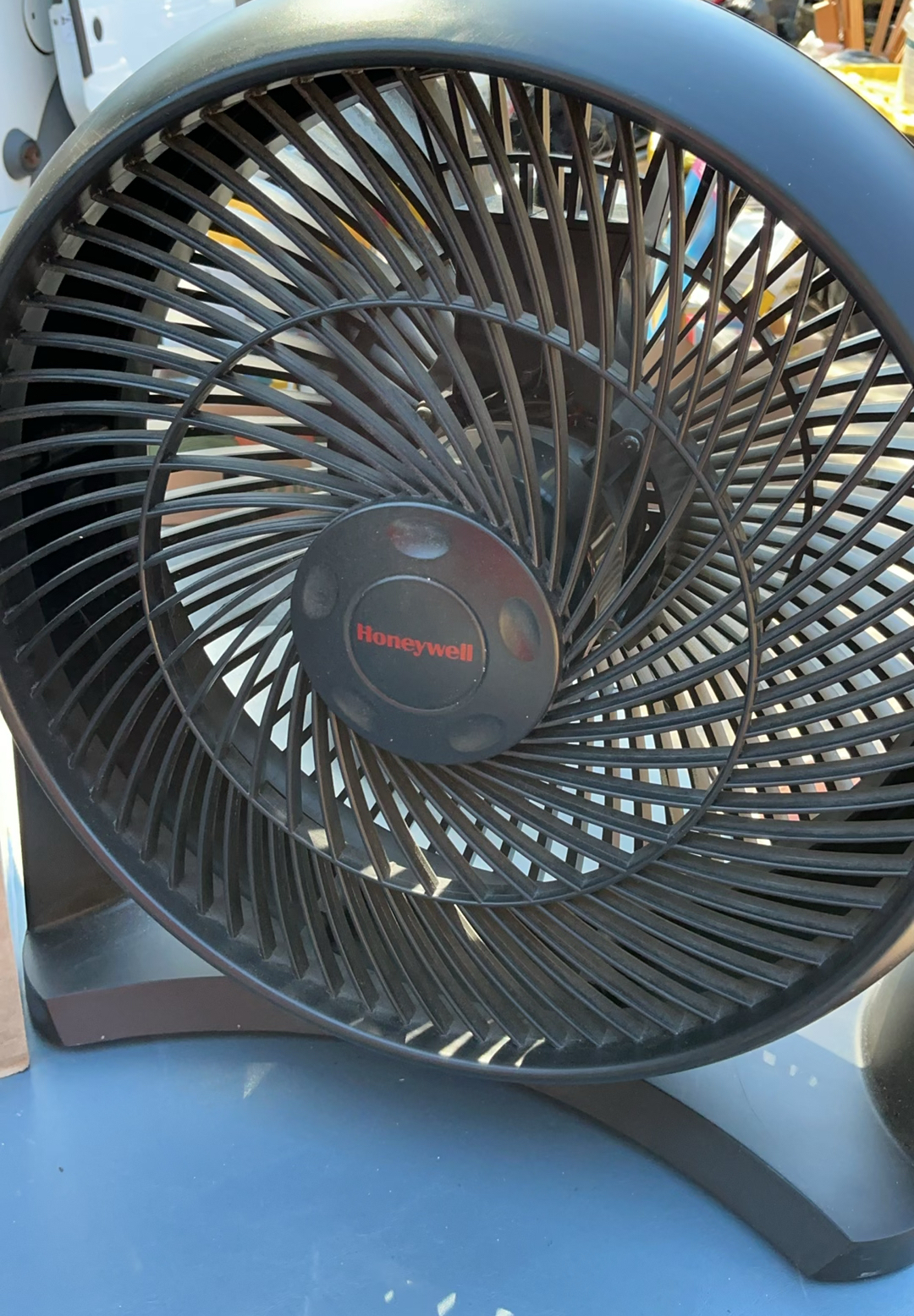 Wall Heater, 2 Honeywell Fans - image 4 of 6