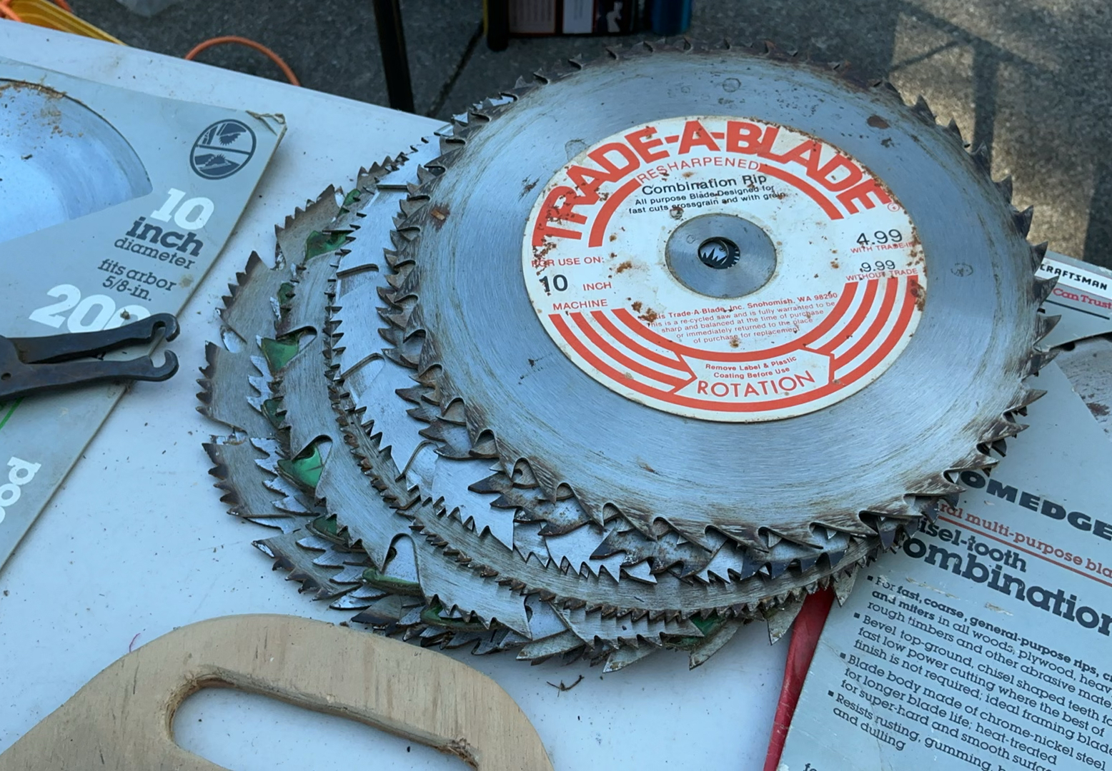 Assortment Of Round Saw Blades - image 8 of 11