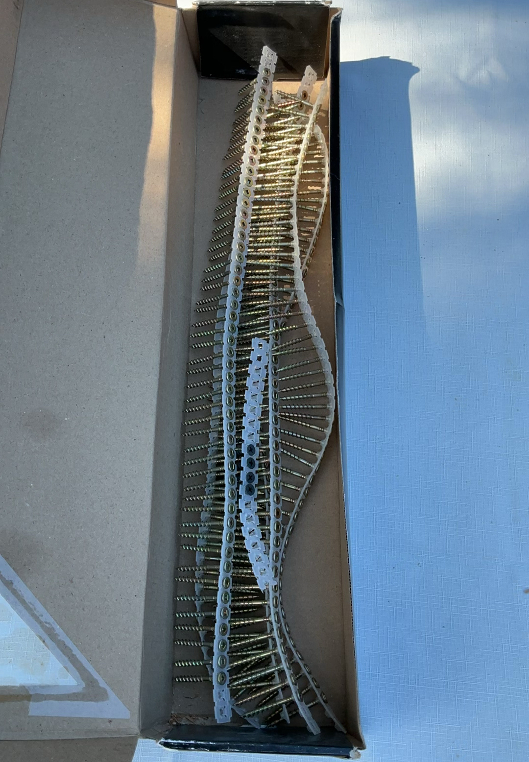 Ridgid Collated Screwdriver And Screws - image 8 of 9