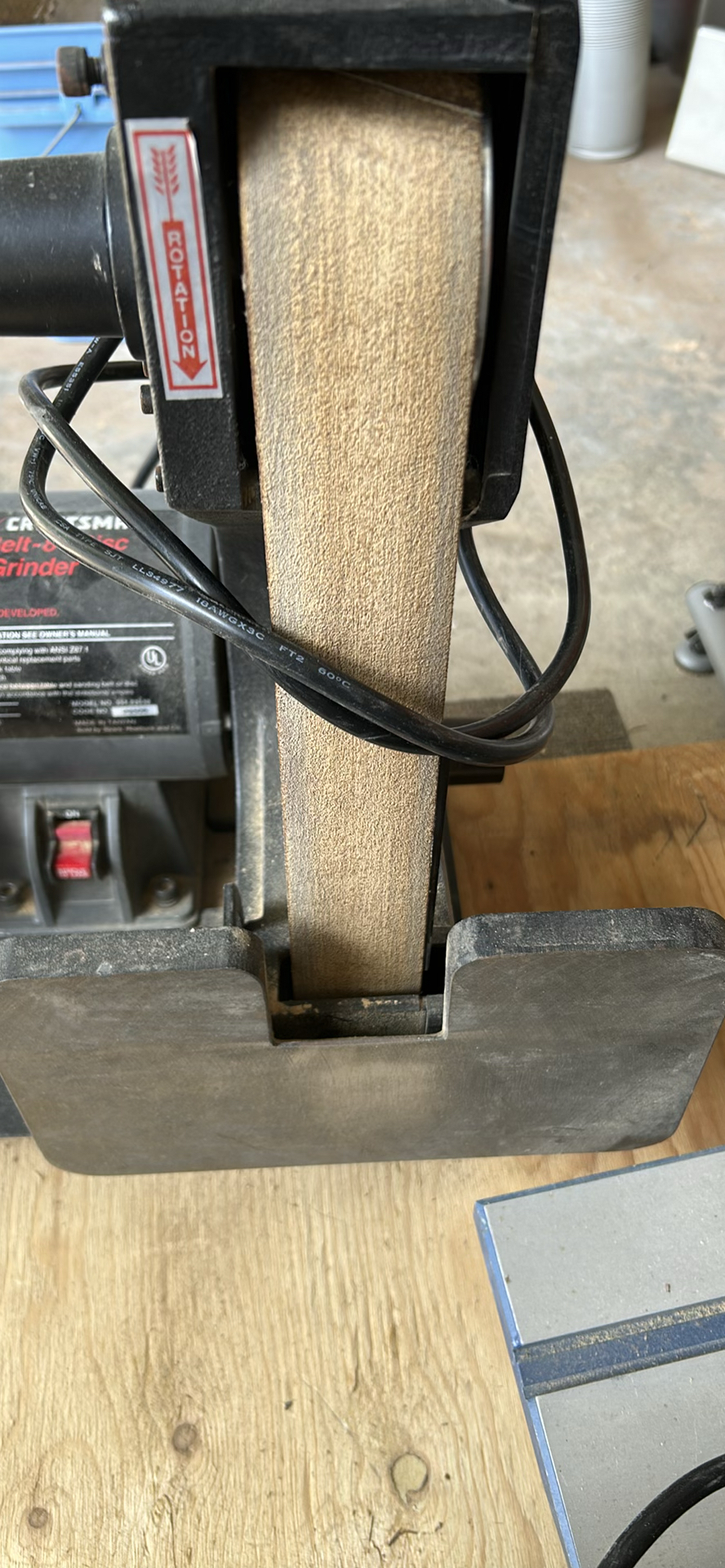 Craftsman 2” X 42” Belt 8” Disc Sander/ Grinder - image 4 of 6