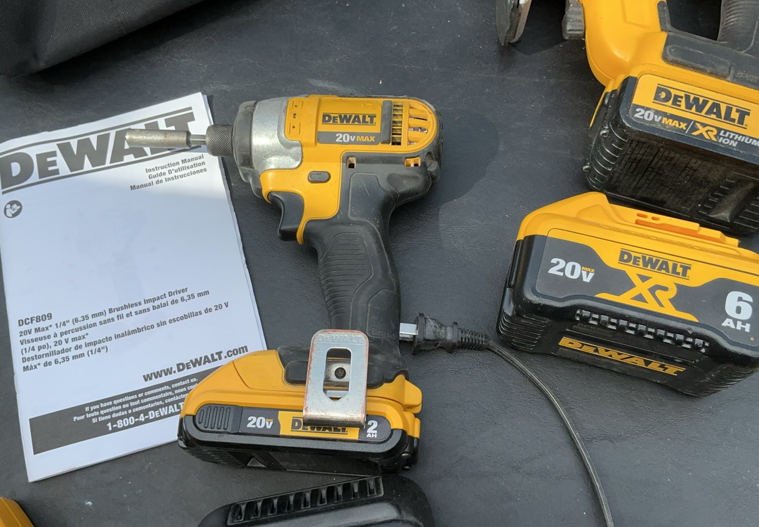 More Dewalt Tools - image 4 of 8