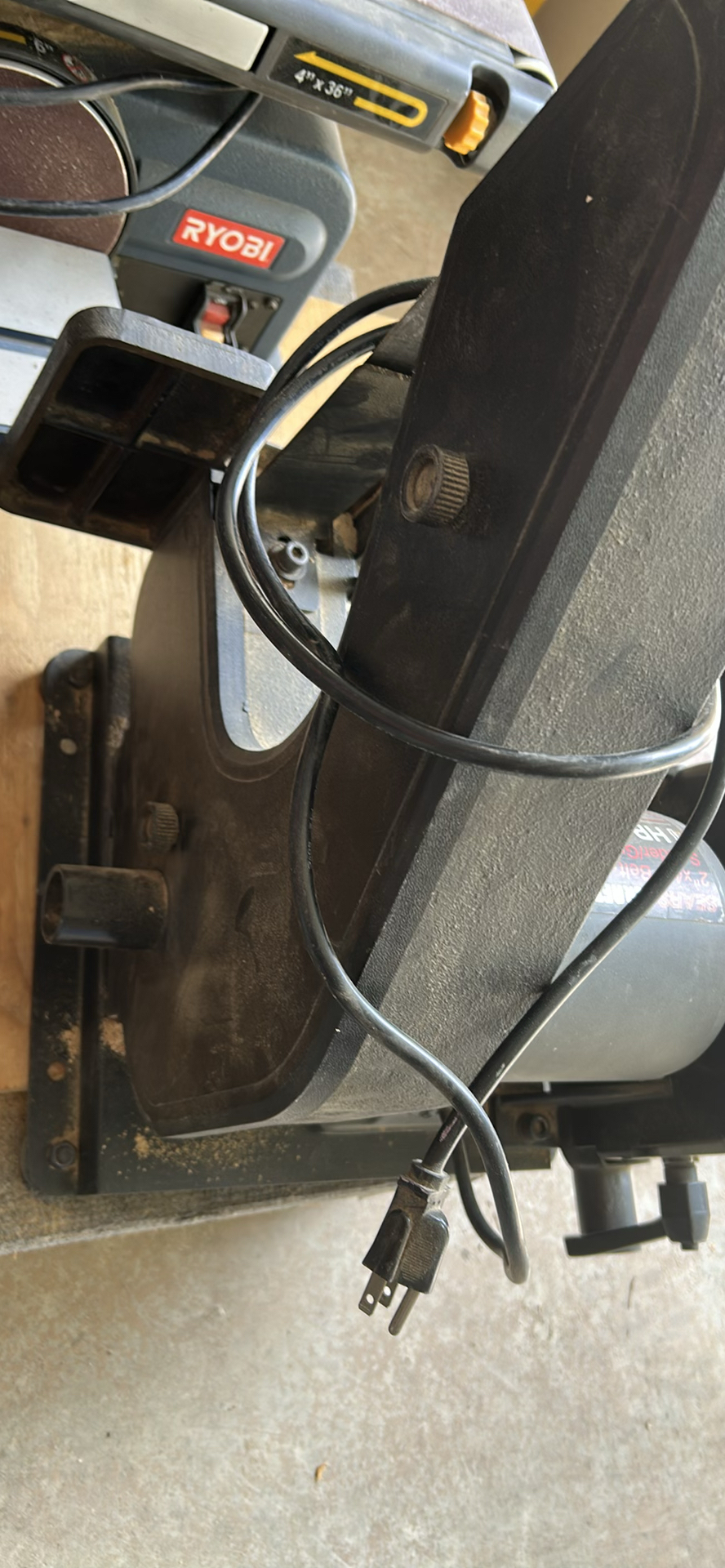 Craftsman 2” X 42” Belt 8” Disc Sander/ Grinder - image 3 of 6