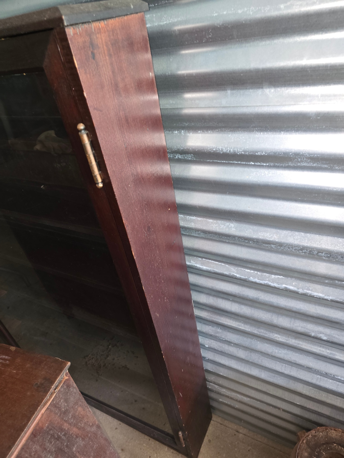 Wooden glass-front display cabinet with shelves - image 17 of 28