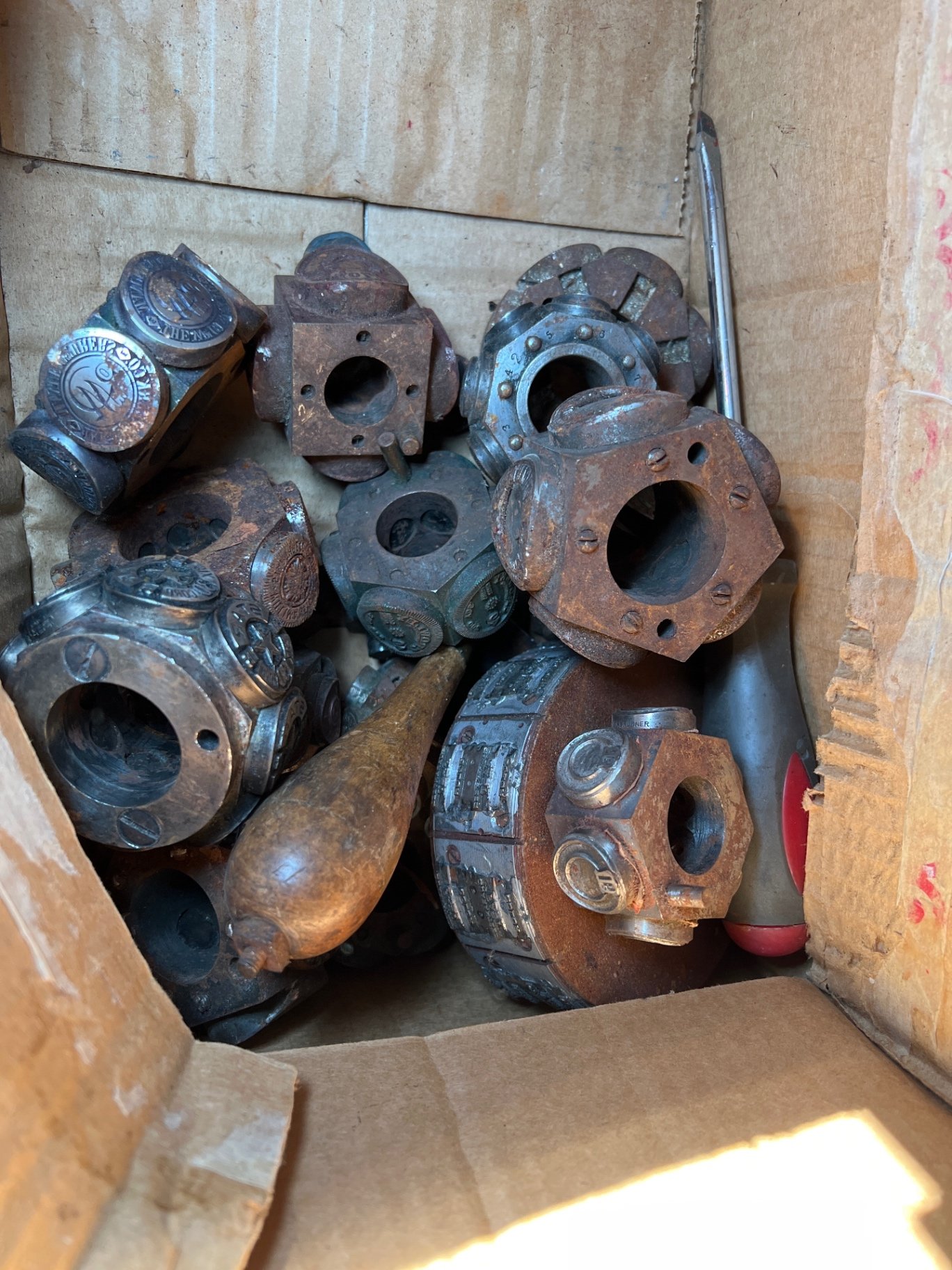 Assorted hardware and hand tools - image 3 of 14