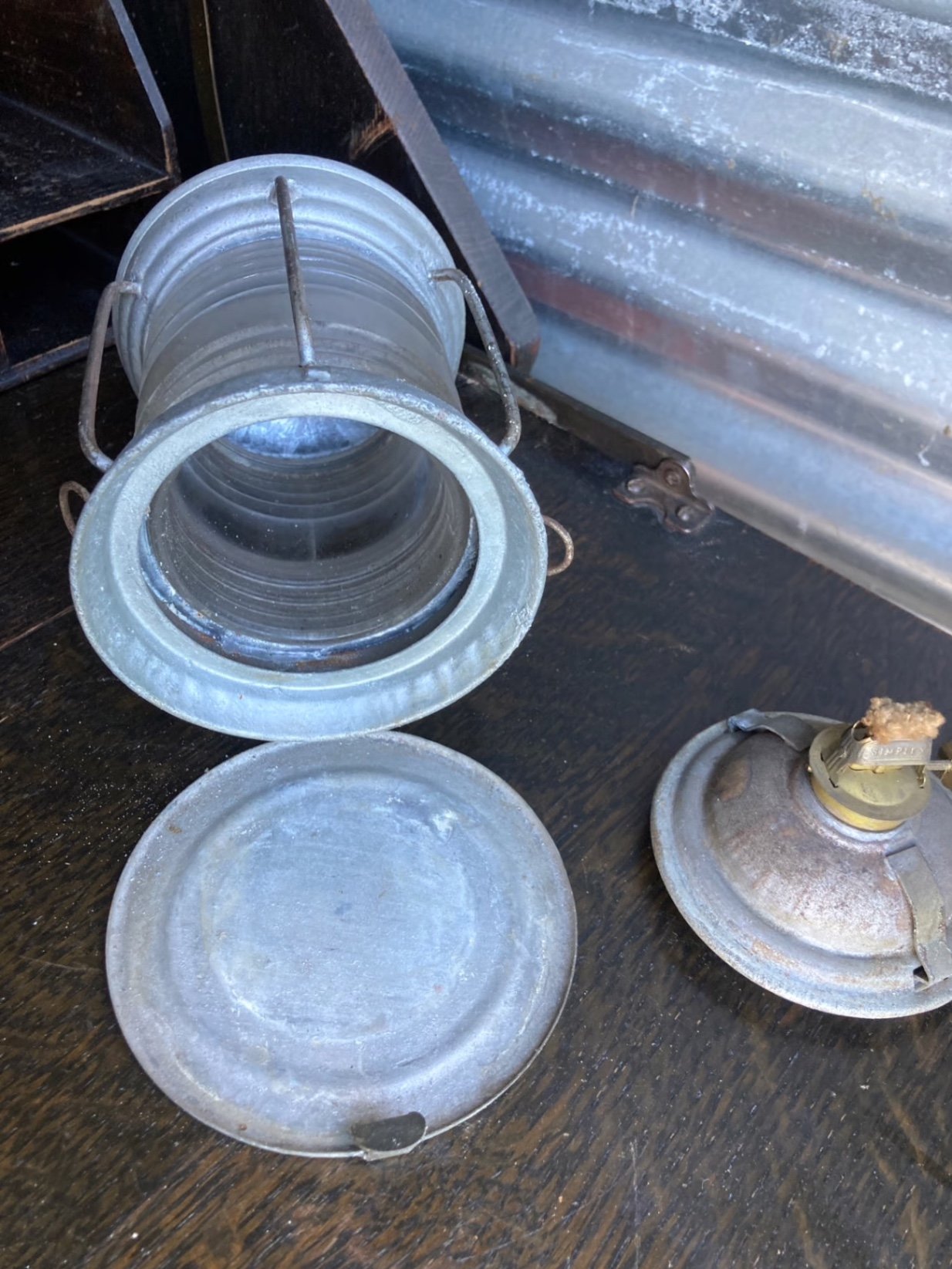 Assorted Vintage Brass and Iron Metalware - image 10 of 19