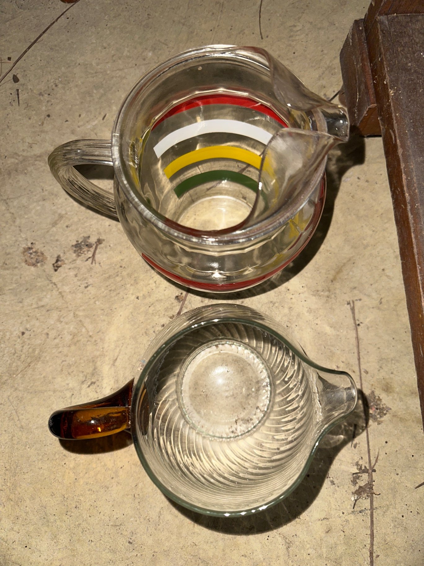 Ceramic and glass pitchers - image 6 of 6