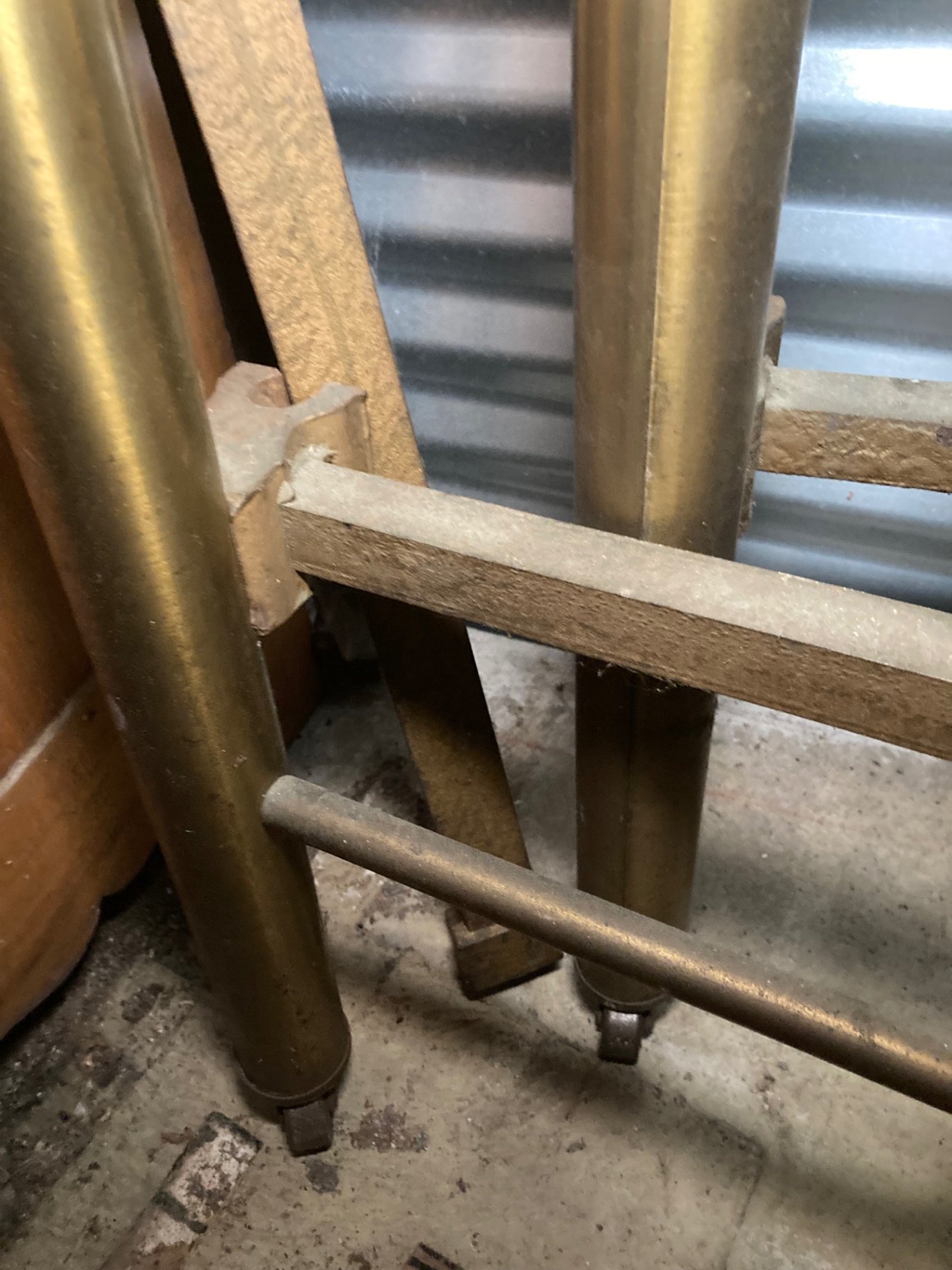 Brass-metal bed frame with headboard/footboard posts and rails - image 2 of 7