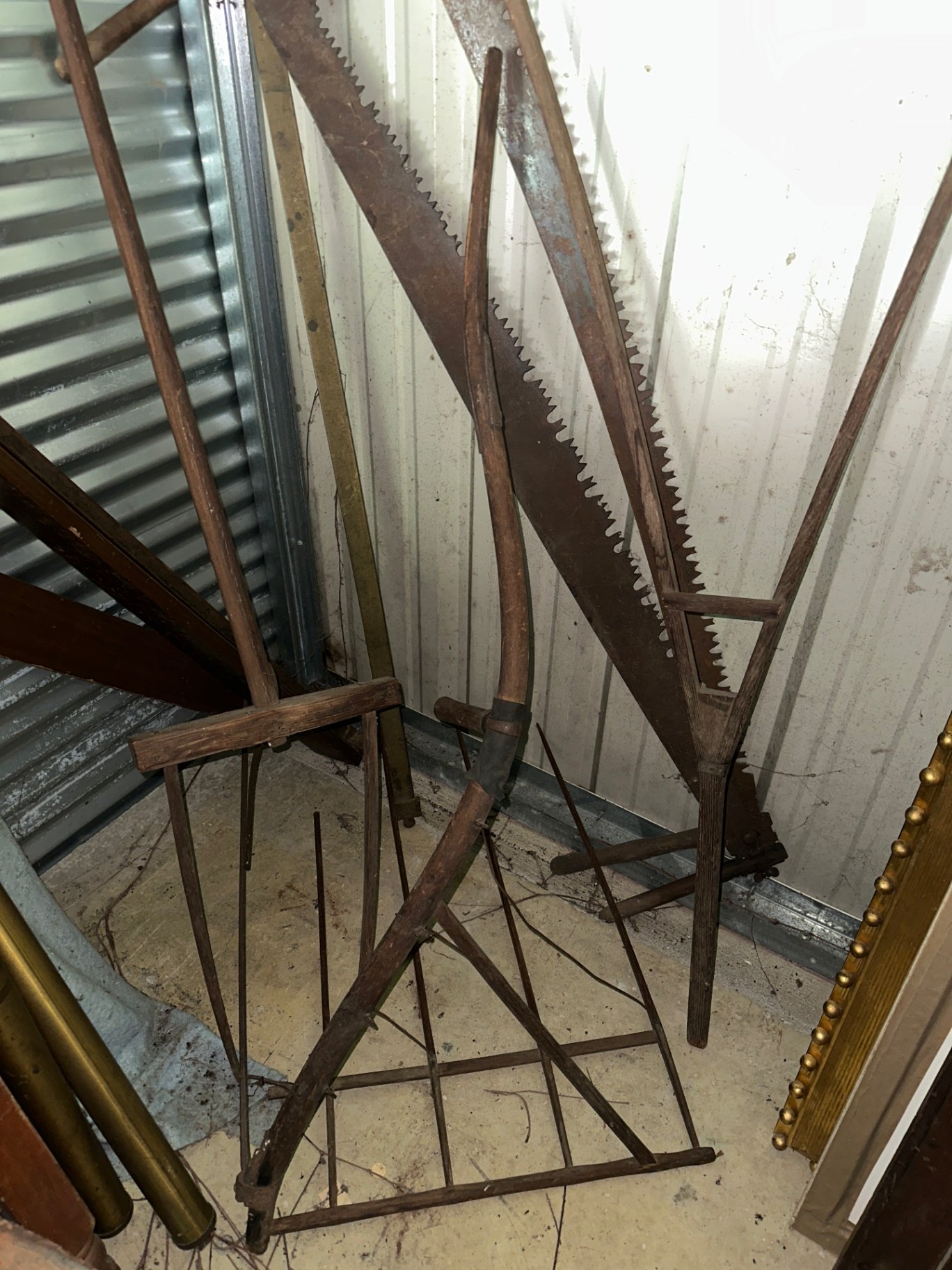 Antique saws, Tools  - image 2 of 8